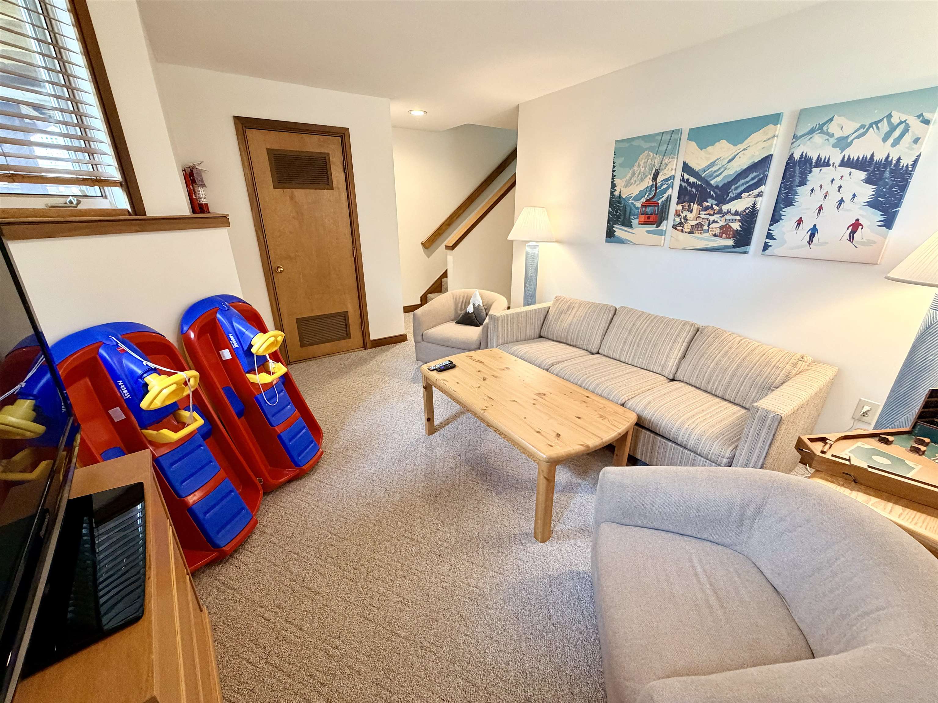 2D Townhouse Square photo 25