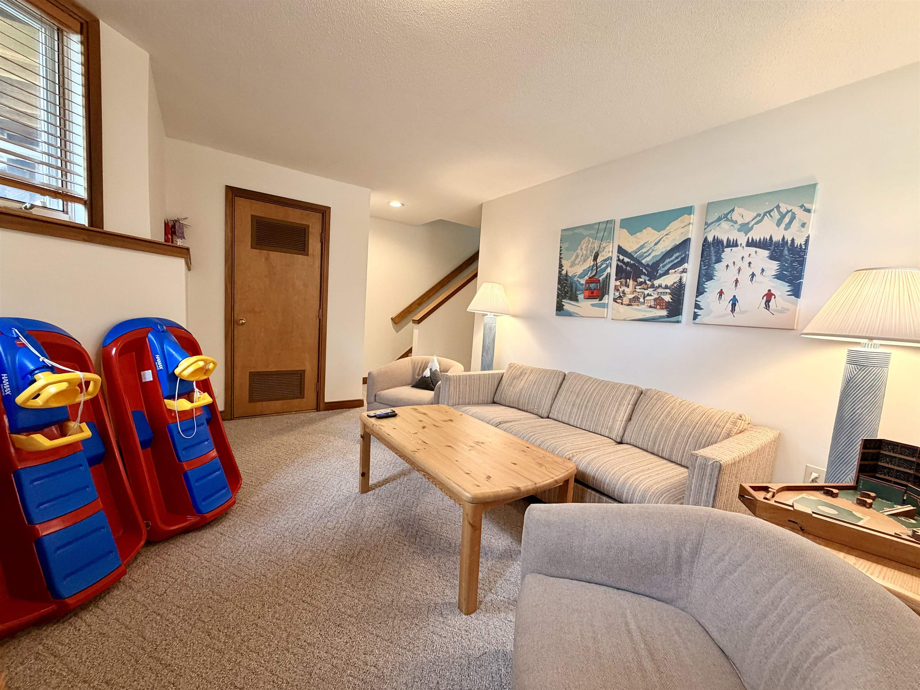 2D Townhouse Square photo 26