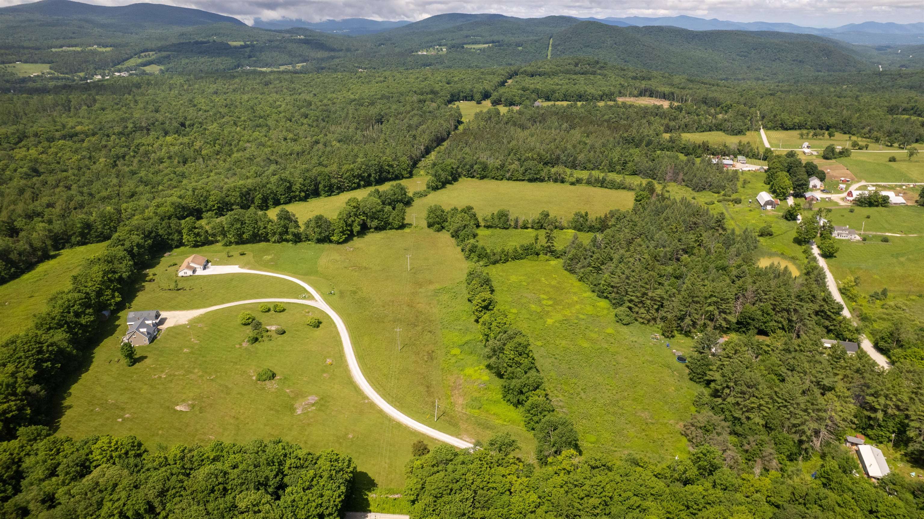 929 Packer Road photo 4