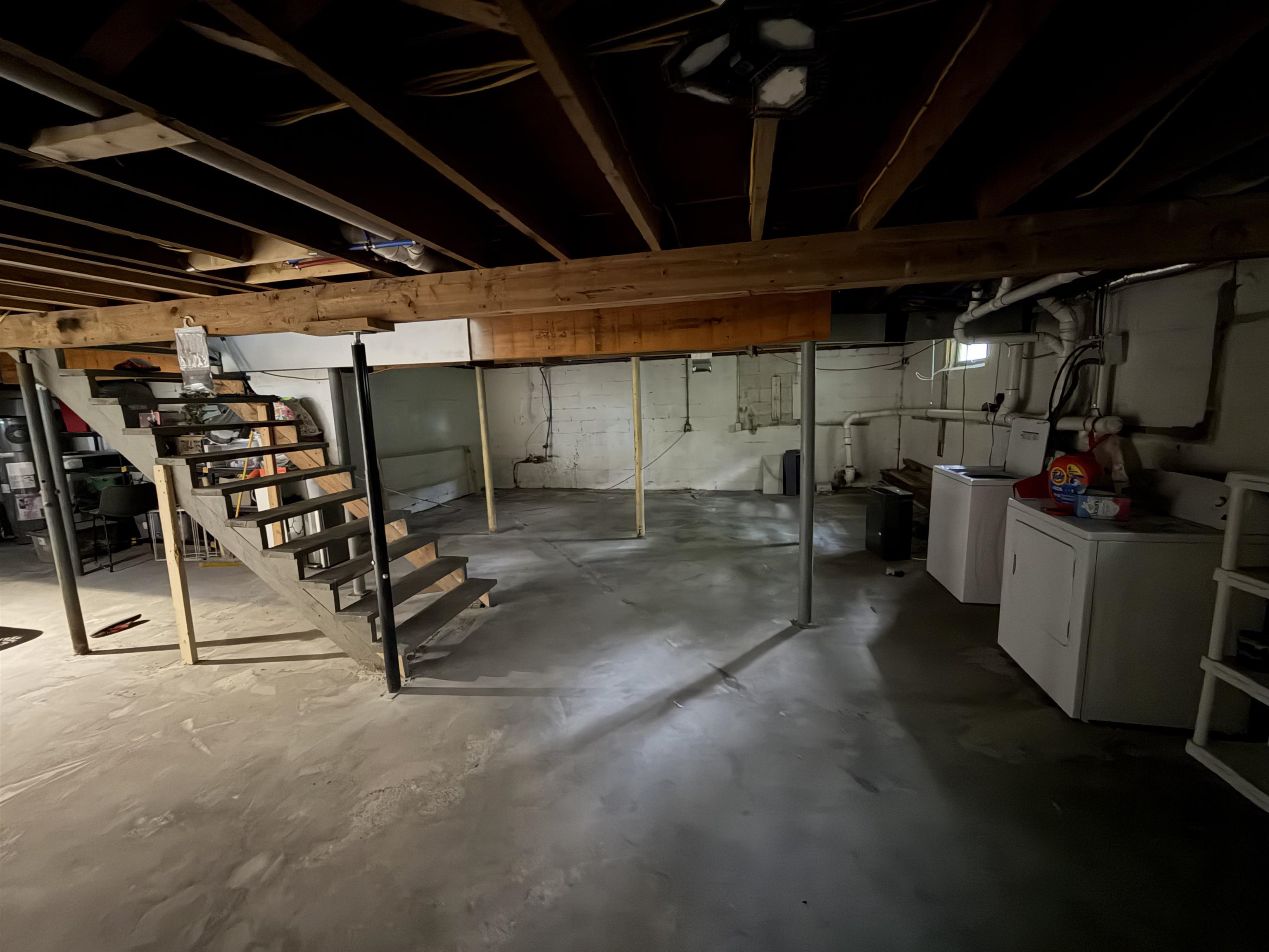 105 Oakwood Drive photo 13
