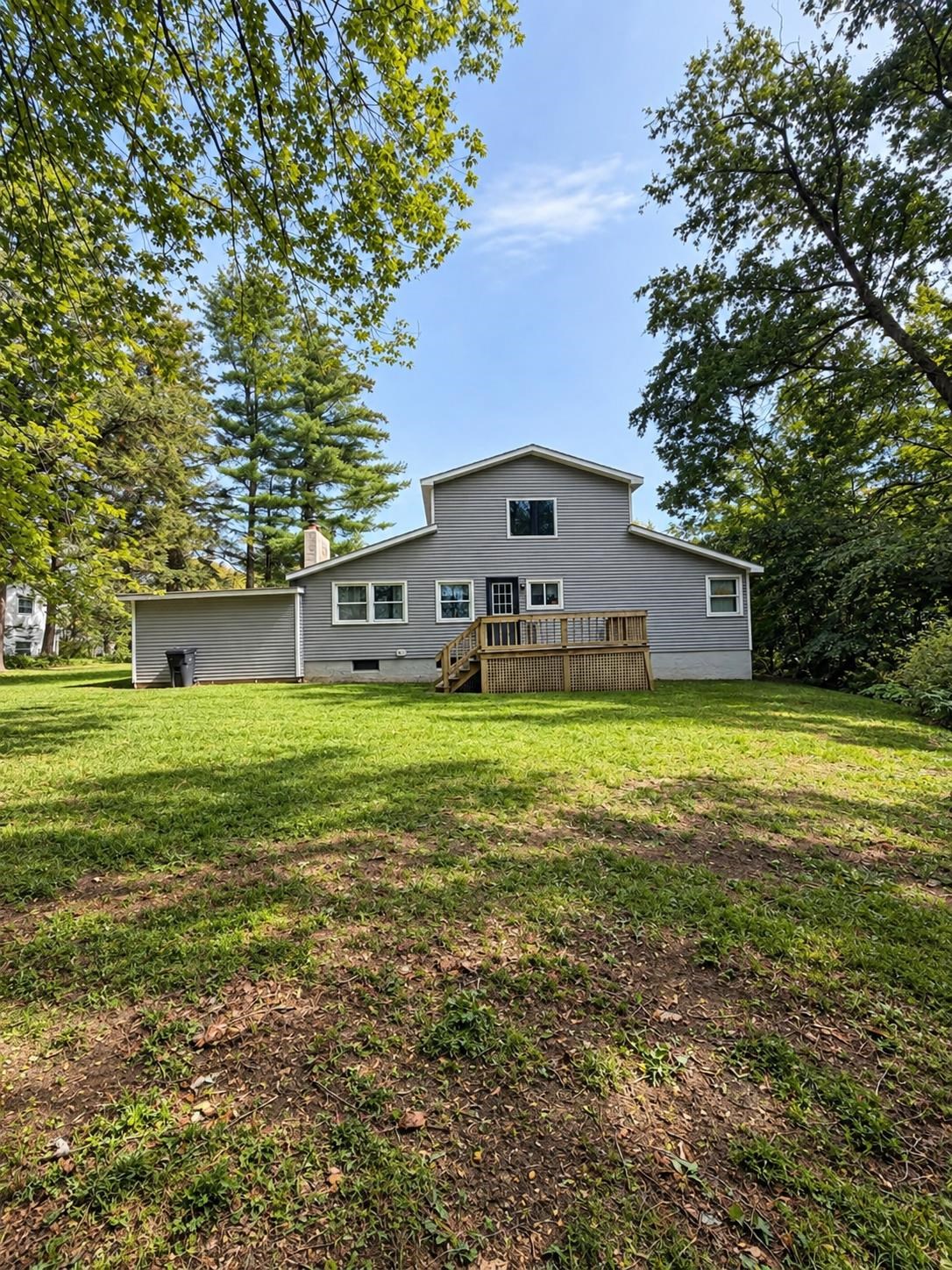 105 Oakwood Drive photo 15