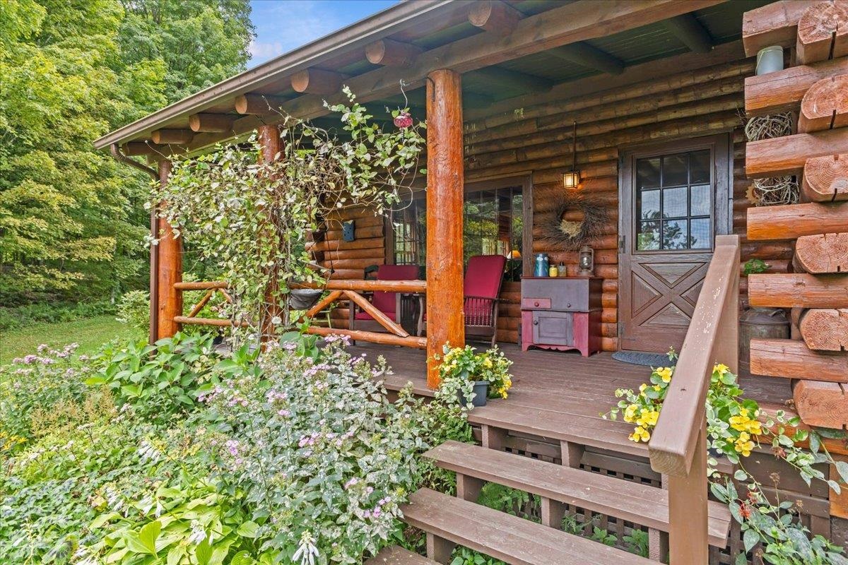 485 Barry Road photo 16