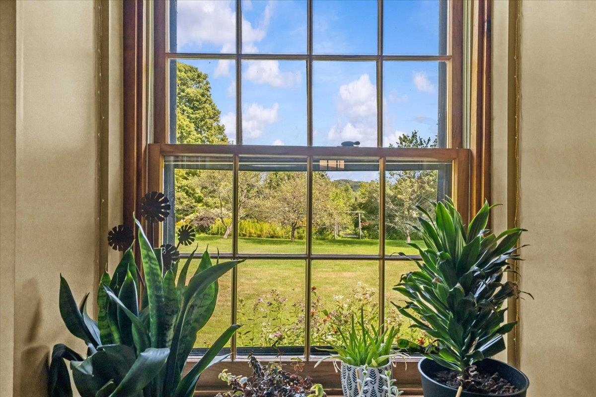 485 Barry Road photo 39