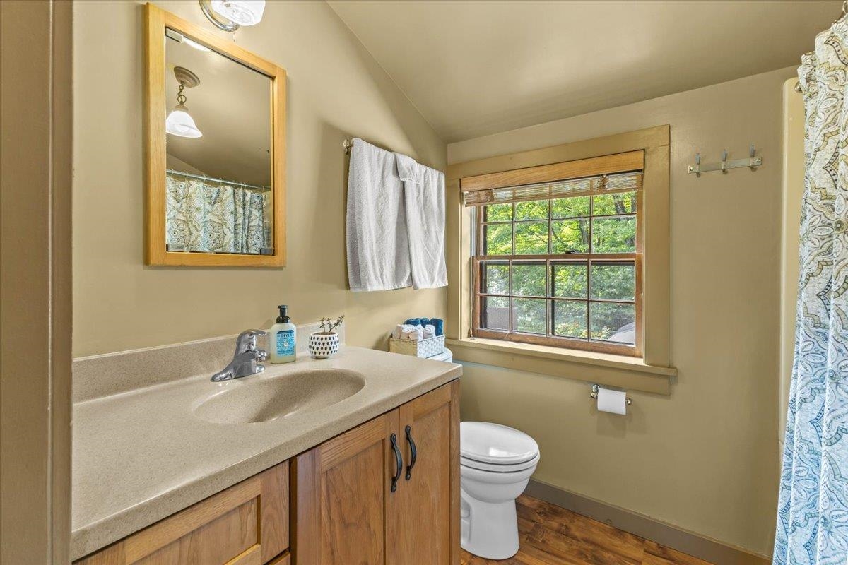 485 Barry Road photo 45