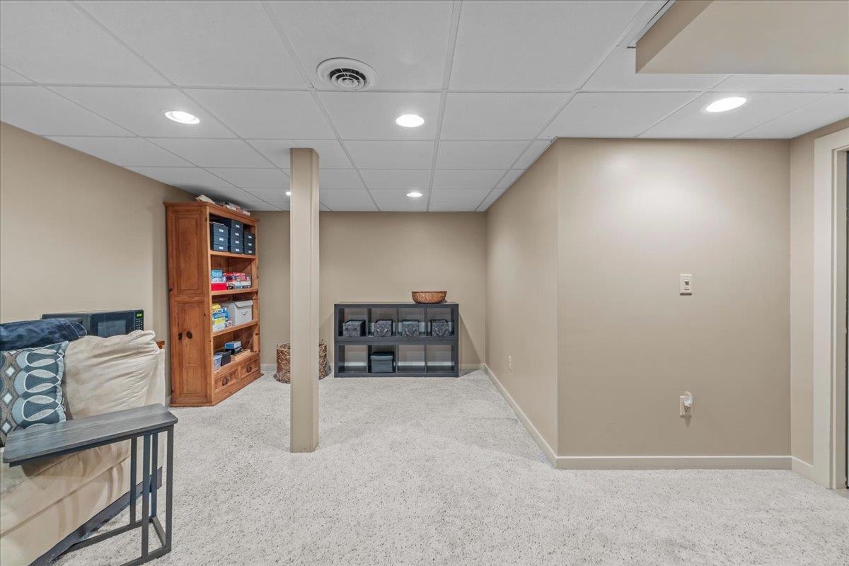 485 Barry Road photo 52