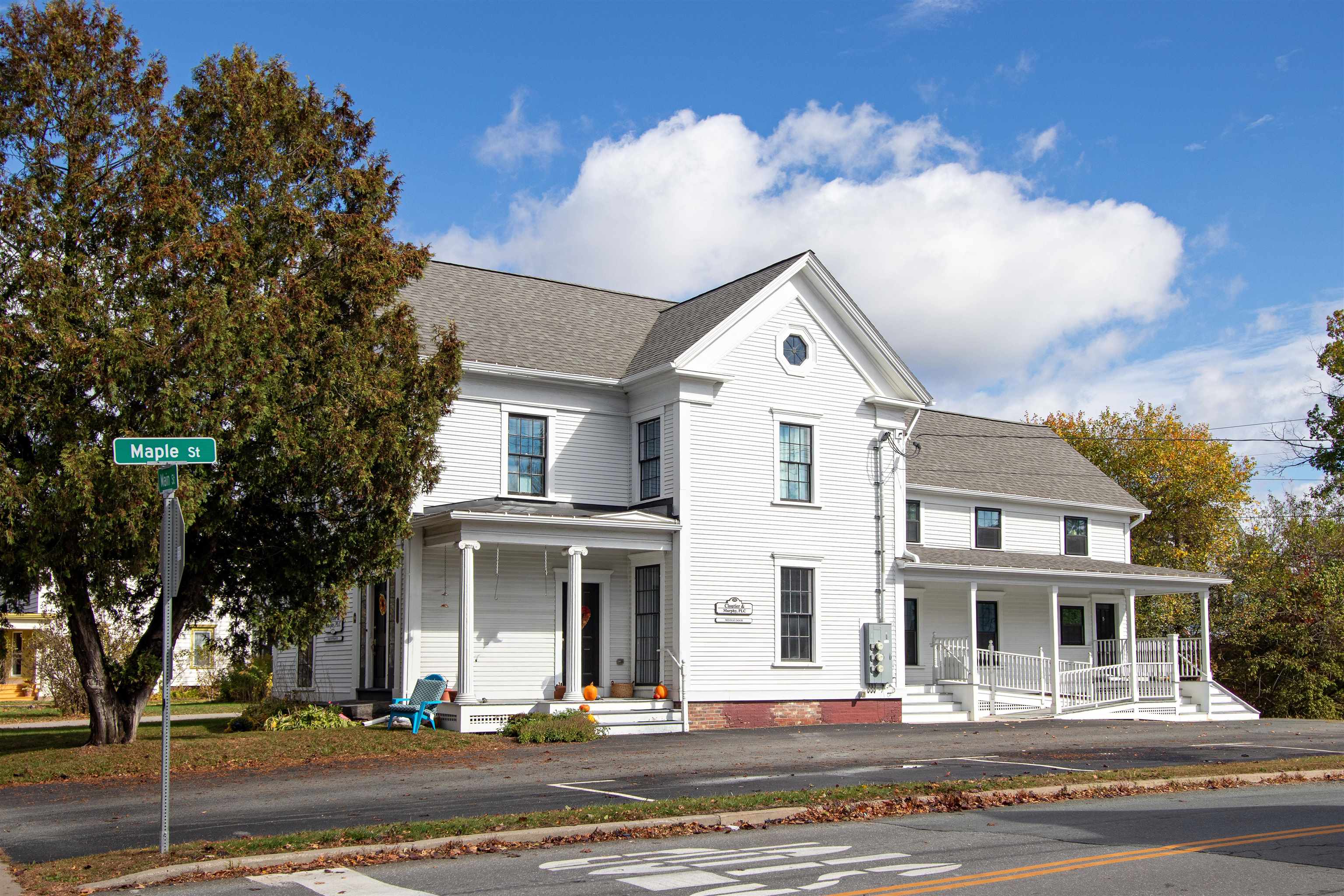 1394 Main Street photo 6