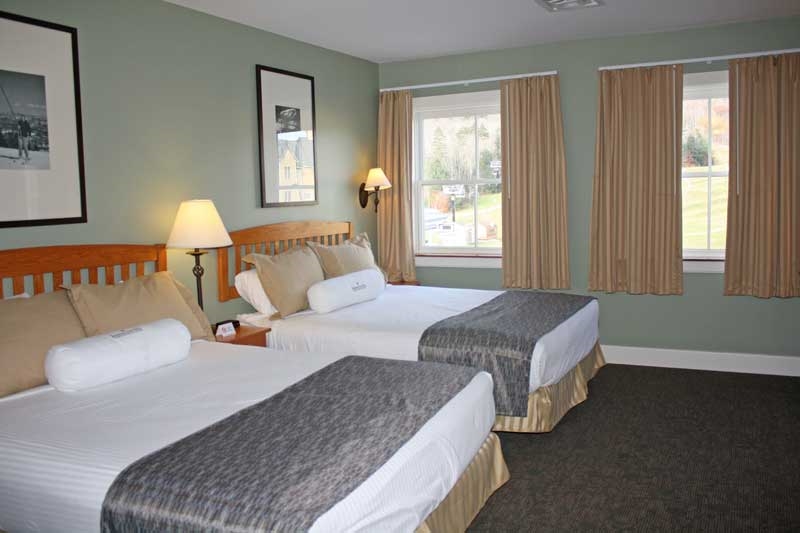 270/272 Qtr. I I  Jackson Gore Inn photo 6