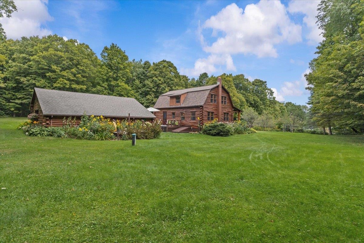 485 Barry Road photo 7