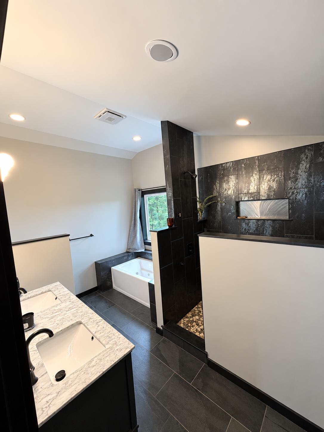 105 Oakwood Drive photo 7