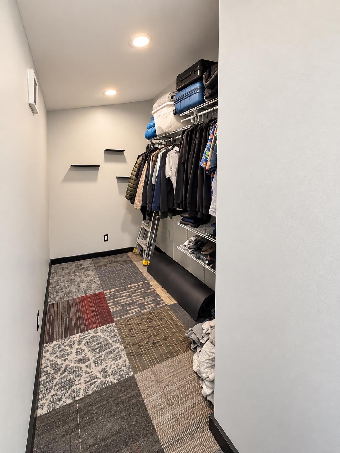 105 Oakwood Drive photo 8