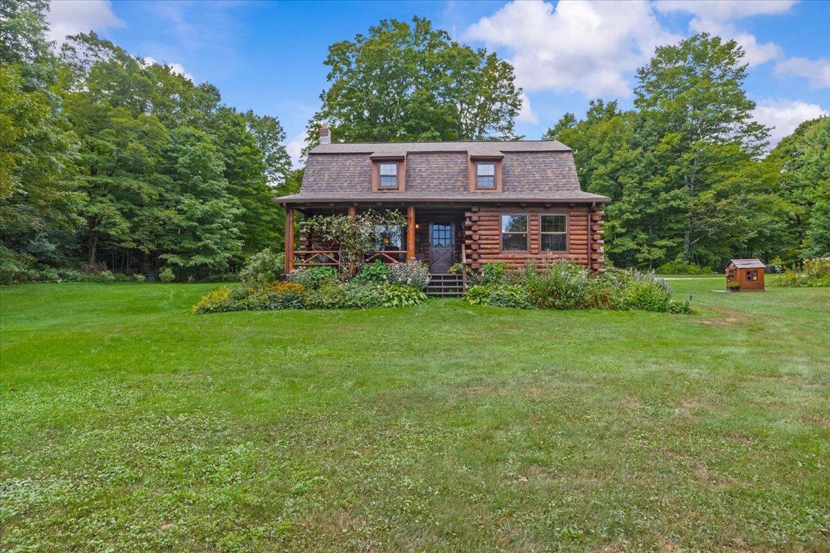 485 Barry Road photo 9