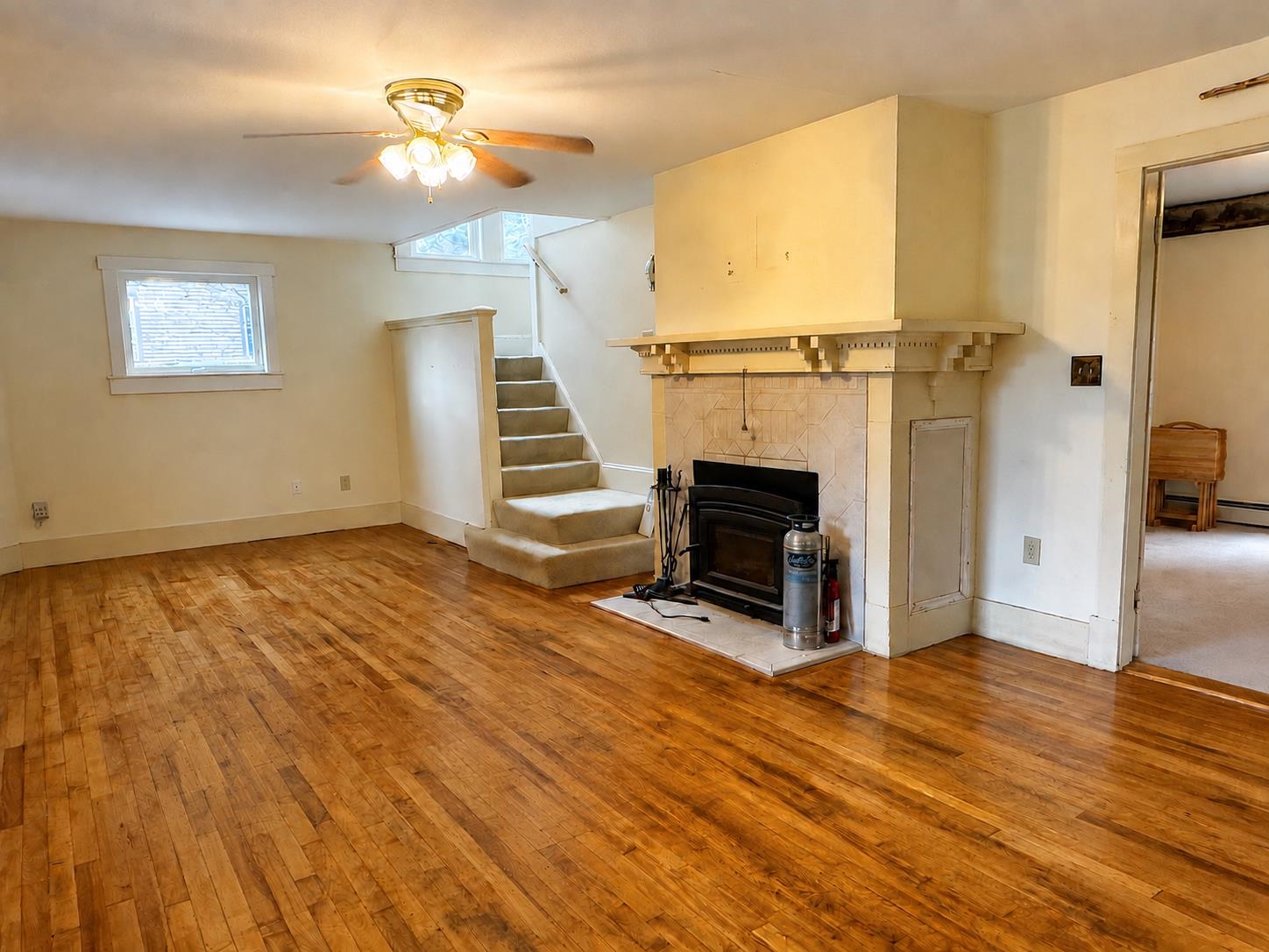16 Commercial Avenue photo 5