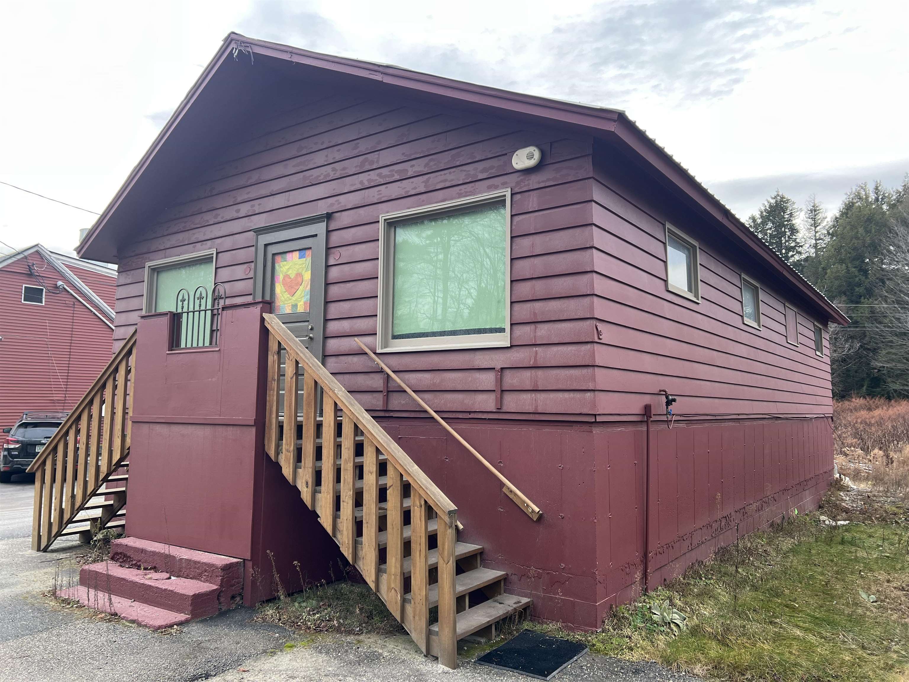 near 2296 North Main Street Londonderry, VT 05148 Property 1