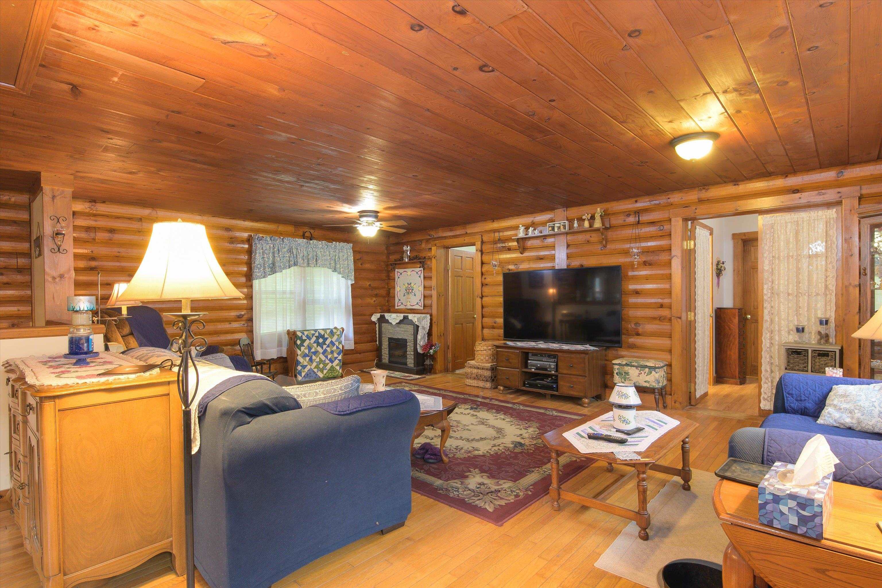 20 Barlow Road photo 24