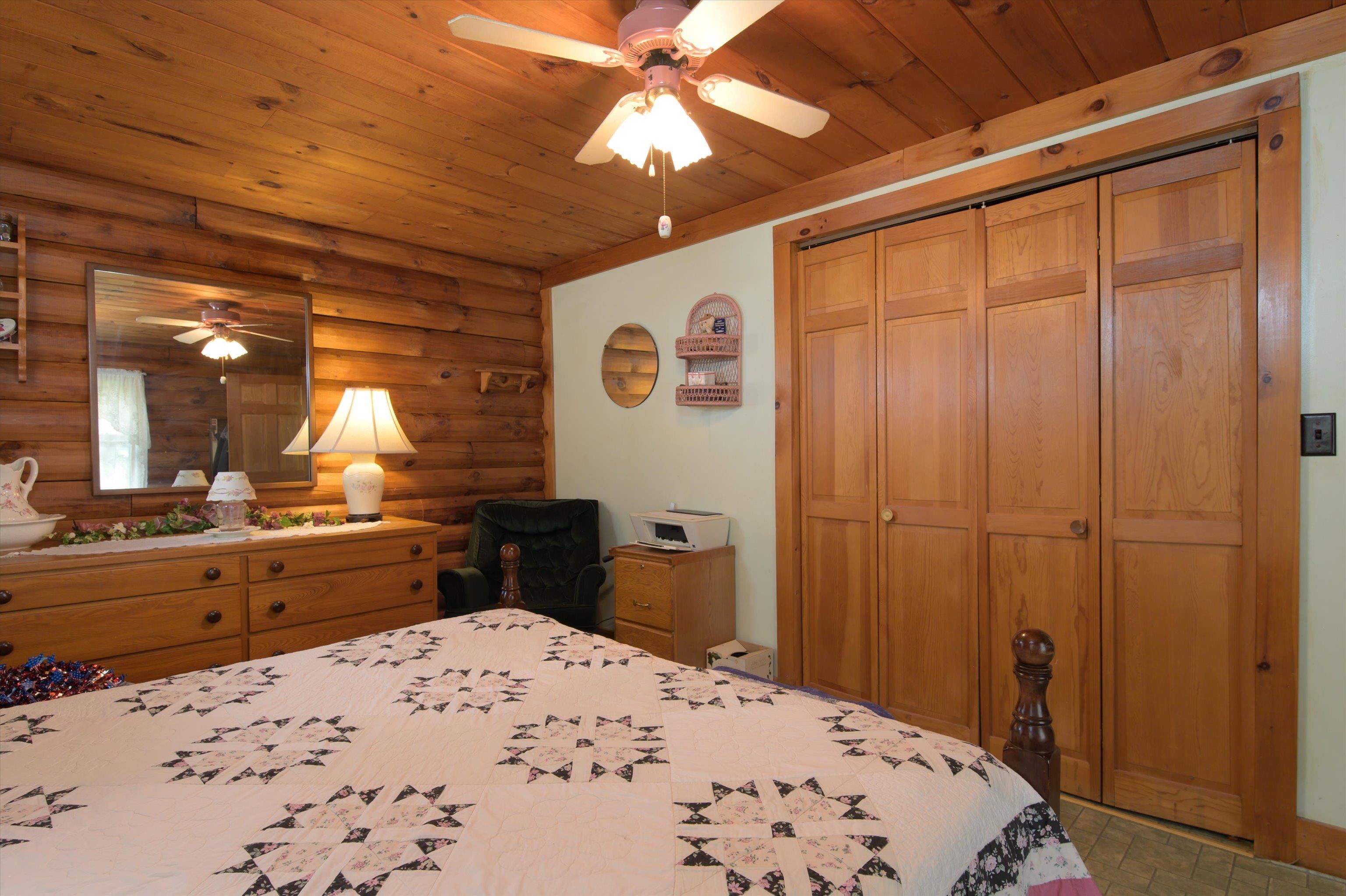 20 Barlow Road photo 35