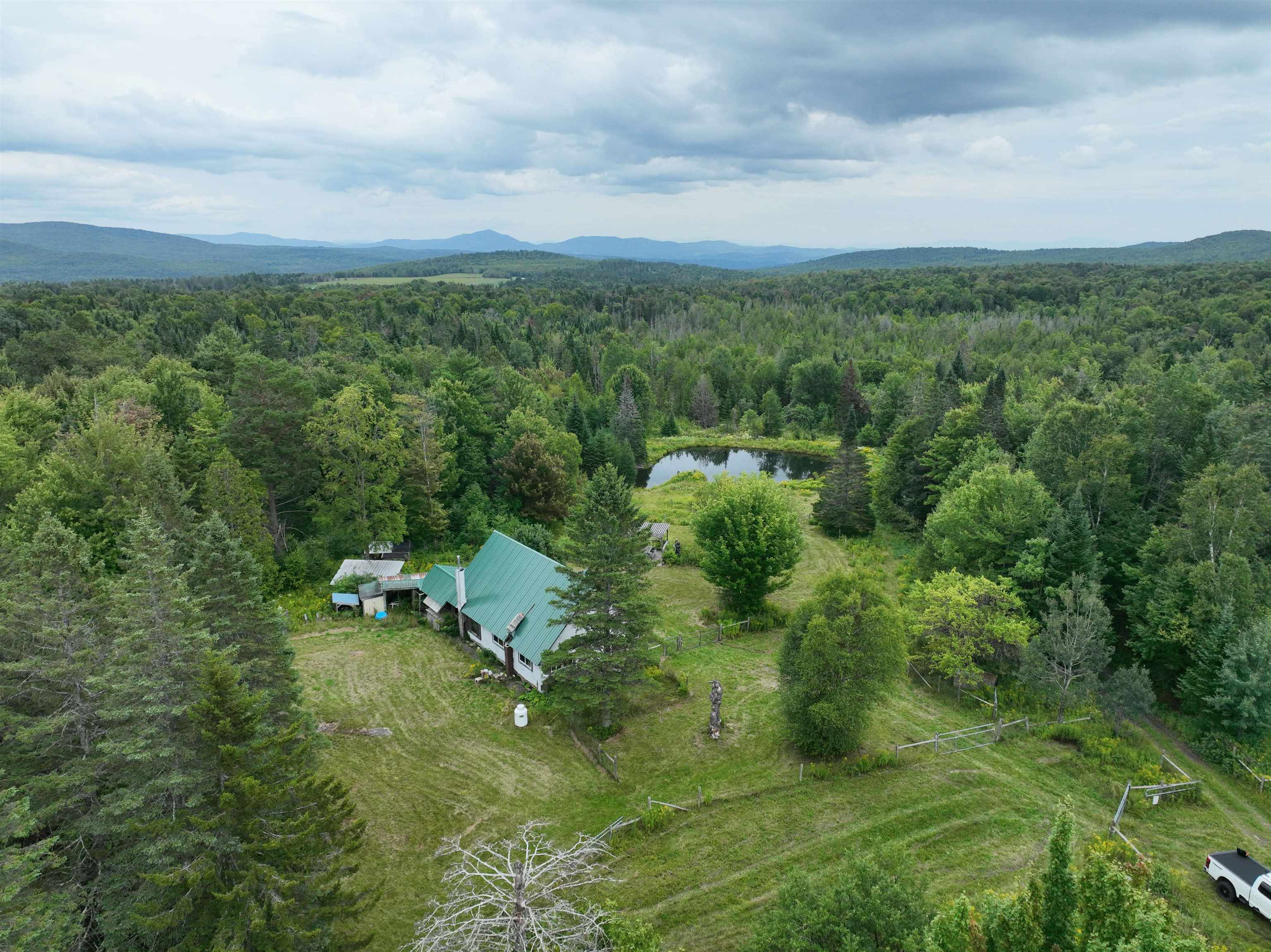 399 Dunbar Road photo 11