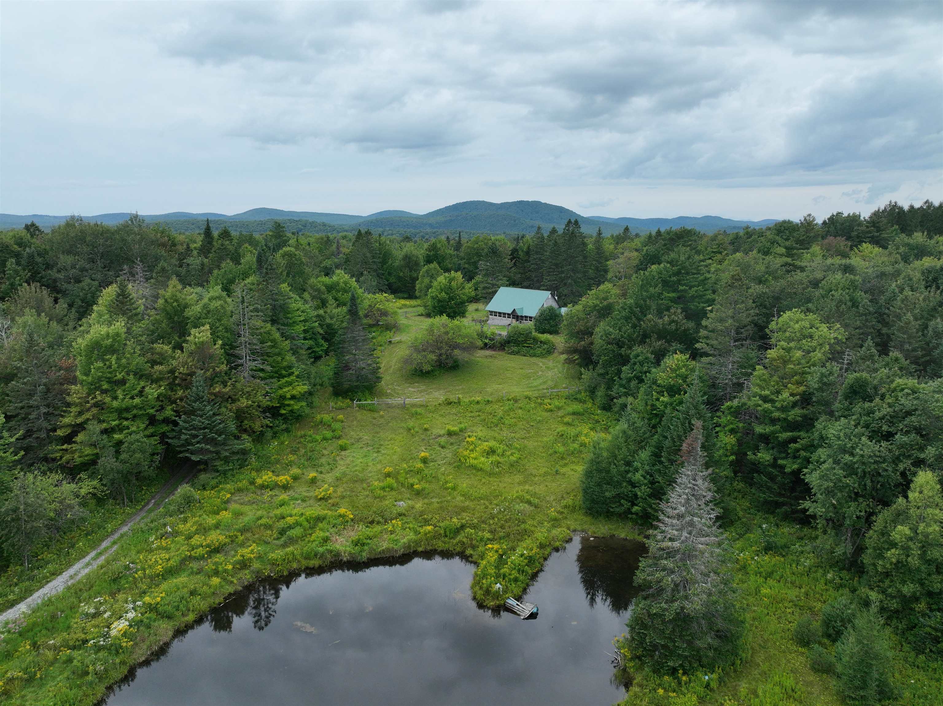 399 Dunbar Road photo 14