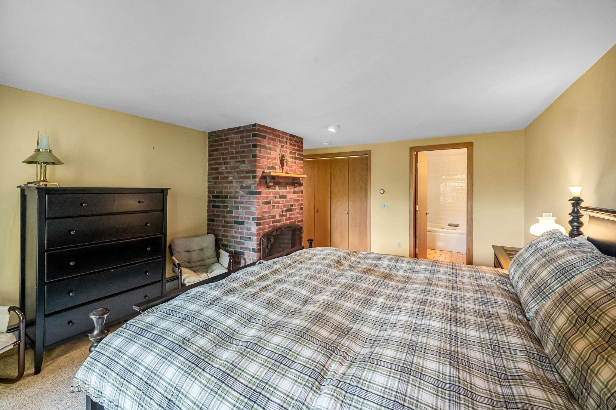 33 Carinthia Drive photo 22