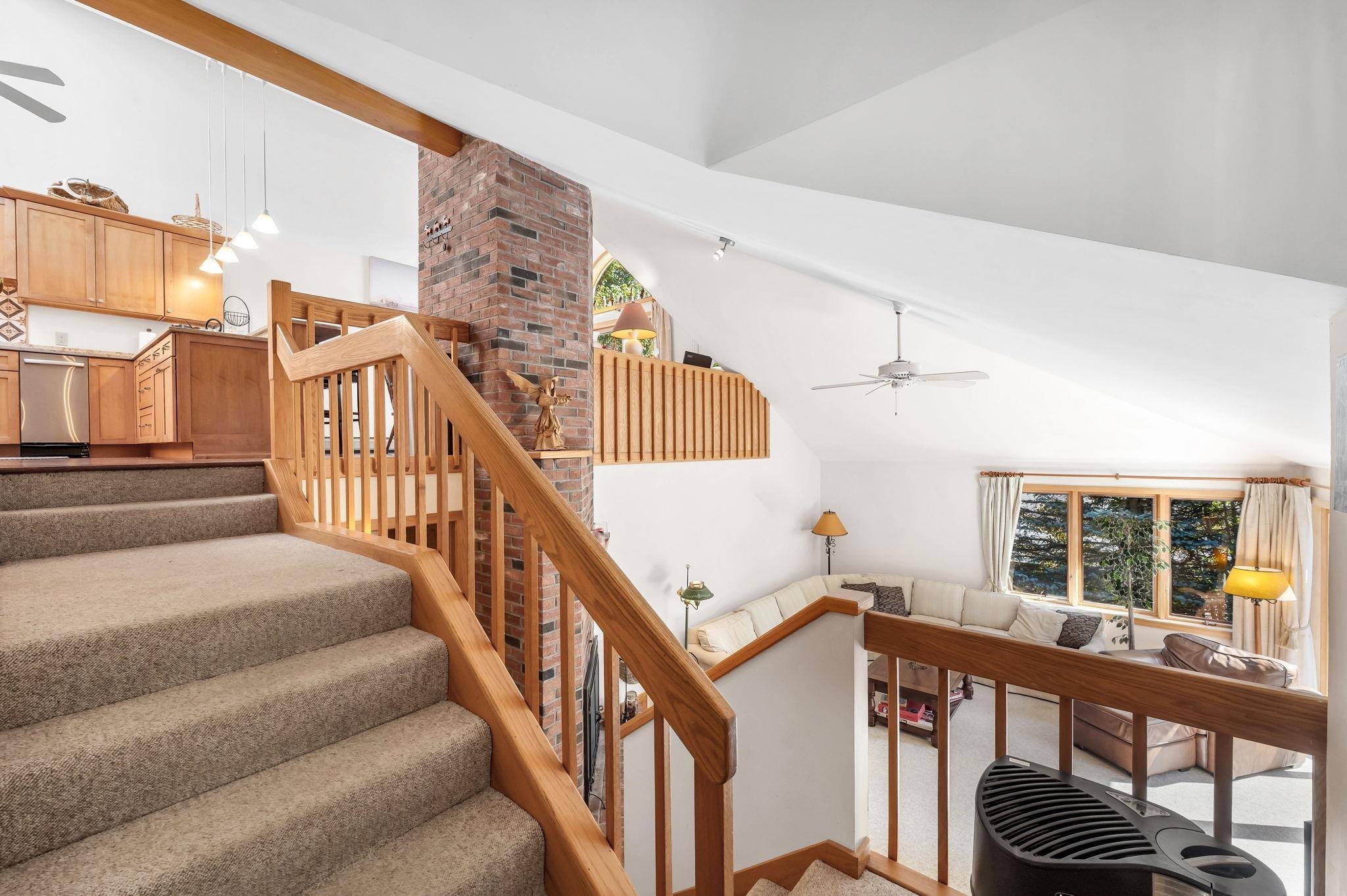33 Carinthia Drive photo 30