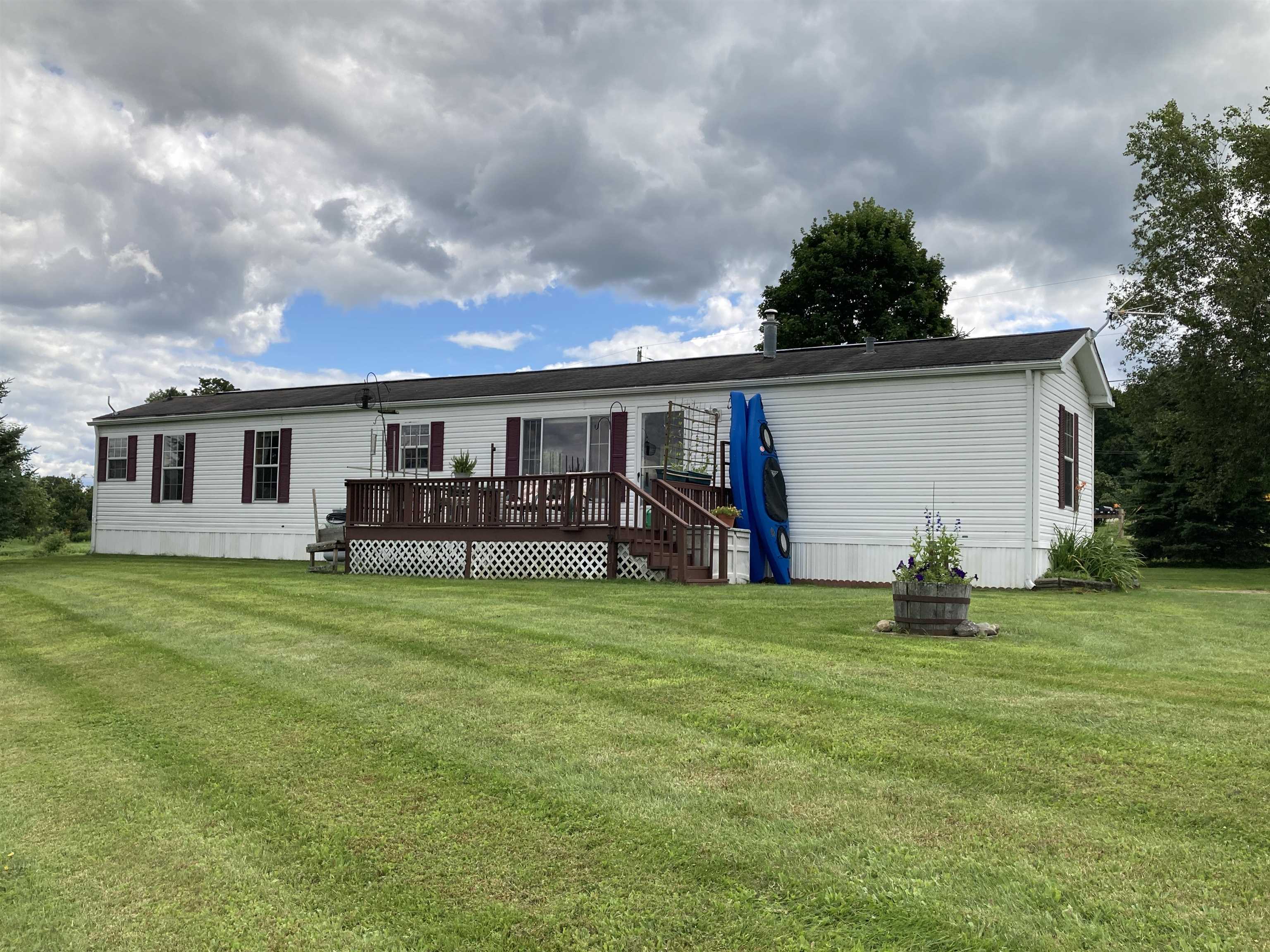 Mobile Home in Hyde Park VT