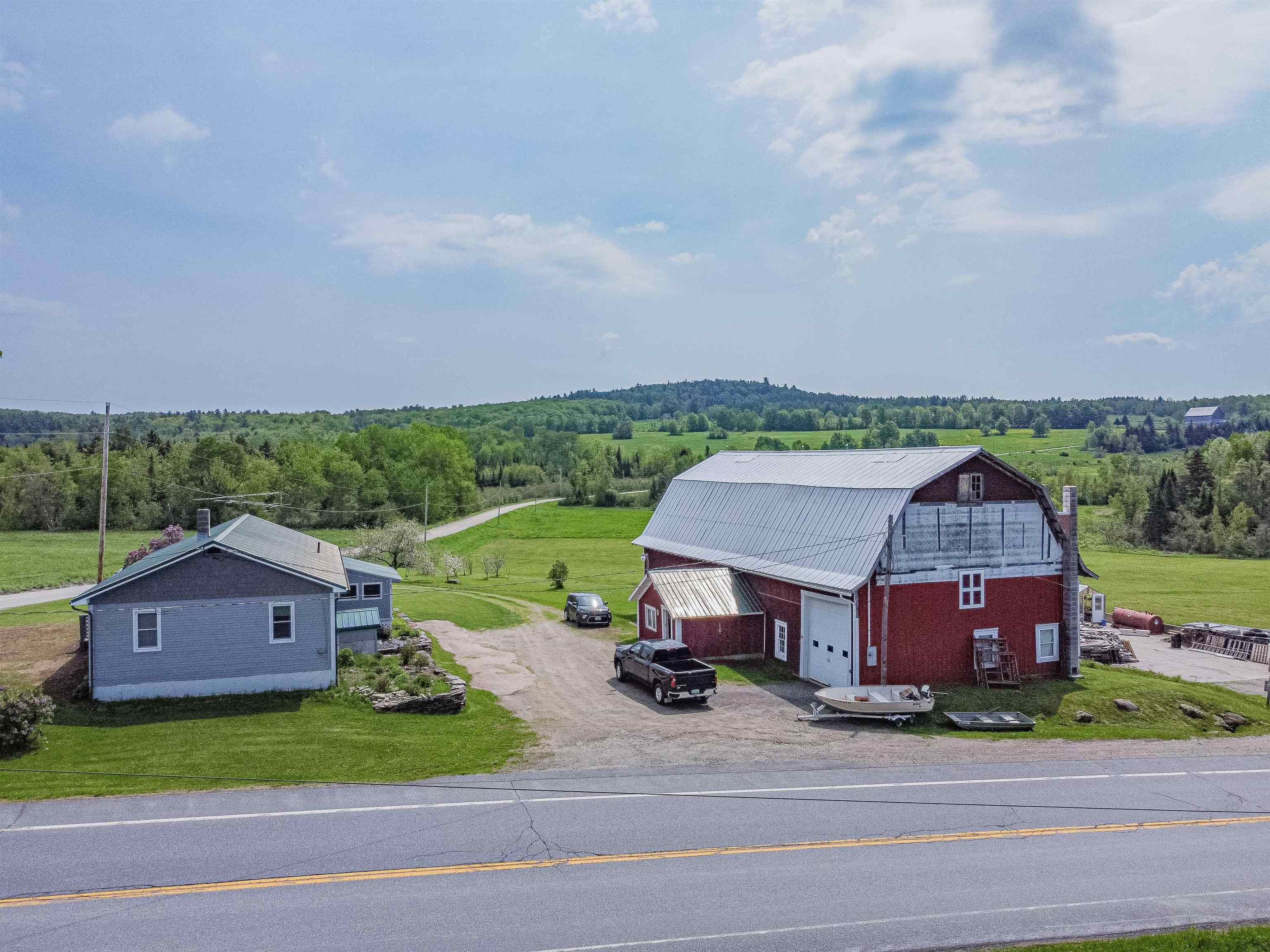 Single Family in Elmore VT