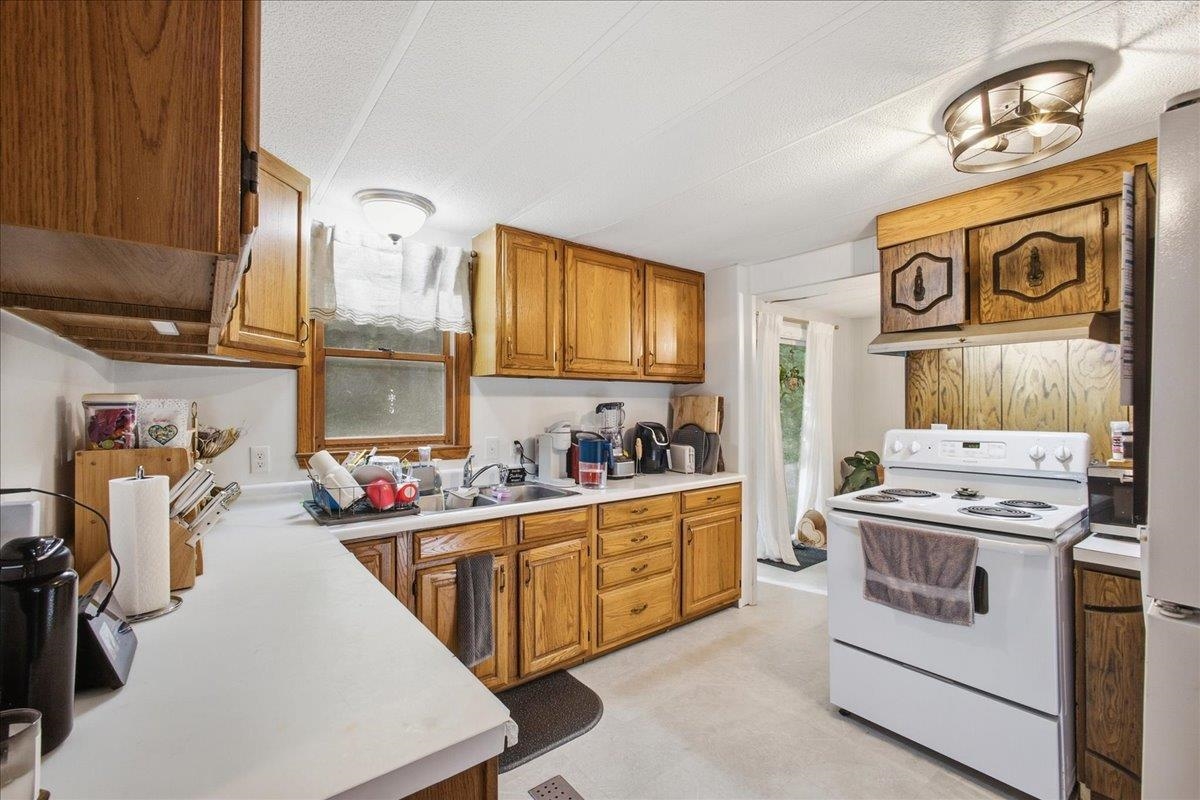 3529 Hinesburg Road photo 13