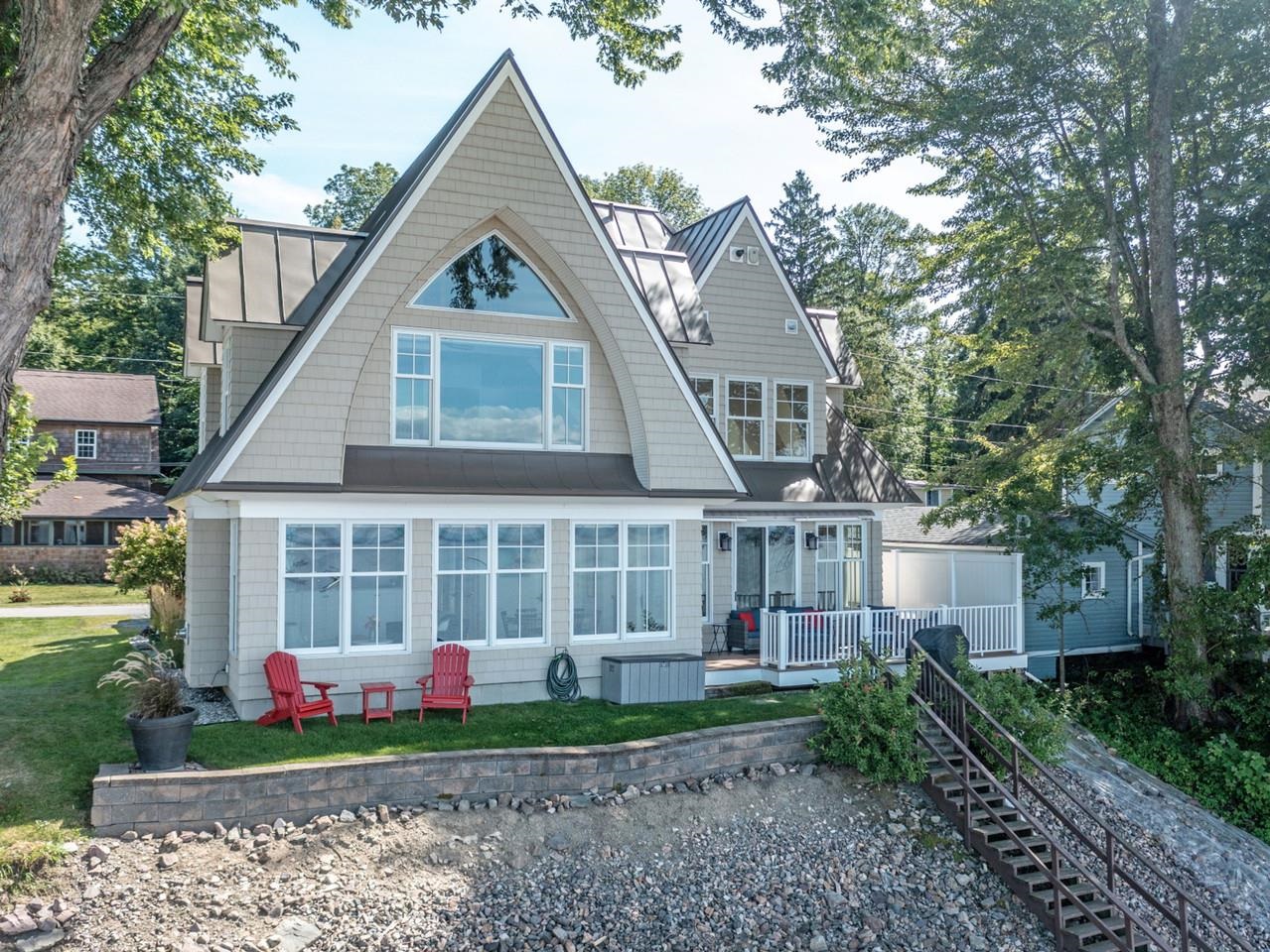 168 Beach Road photo 14