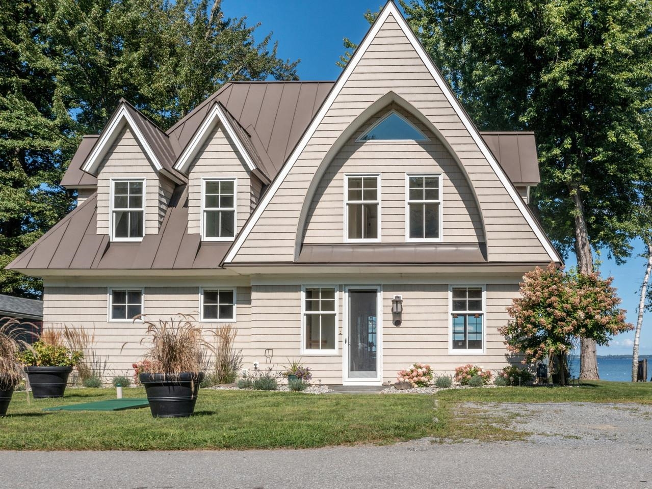 168 Beach Road photo 17