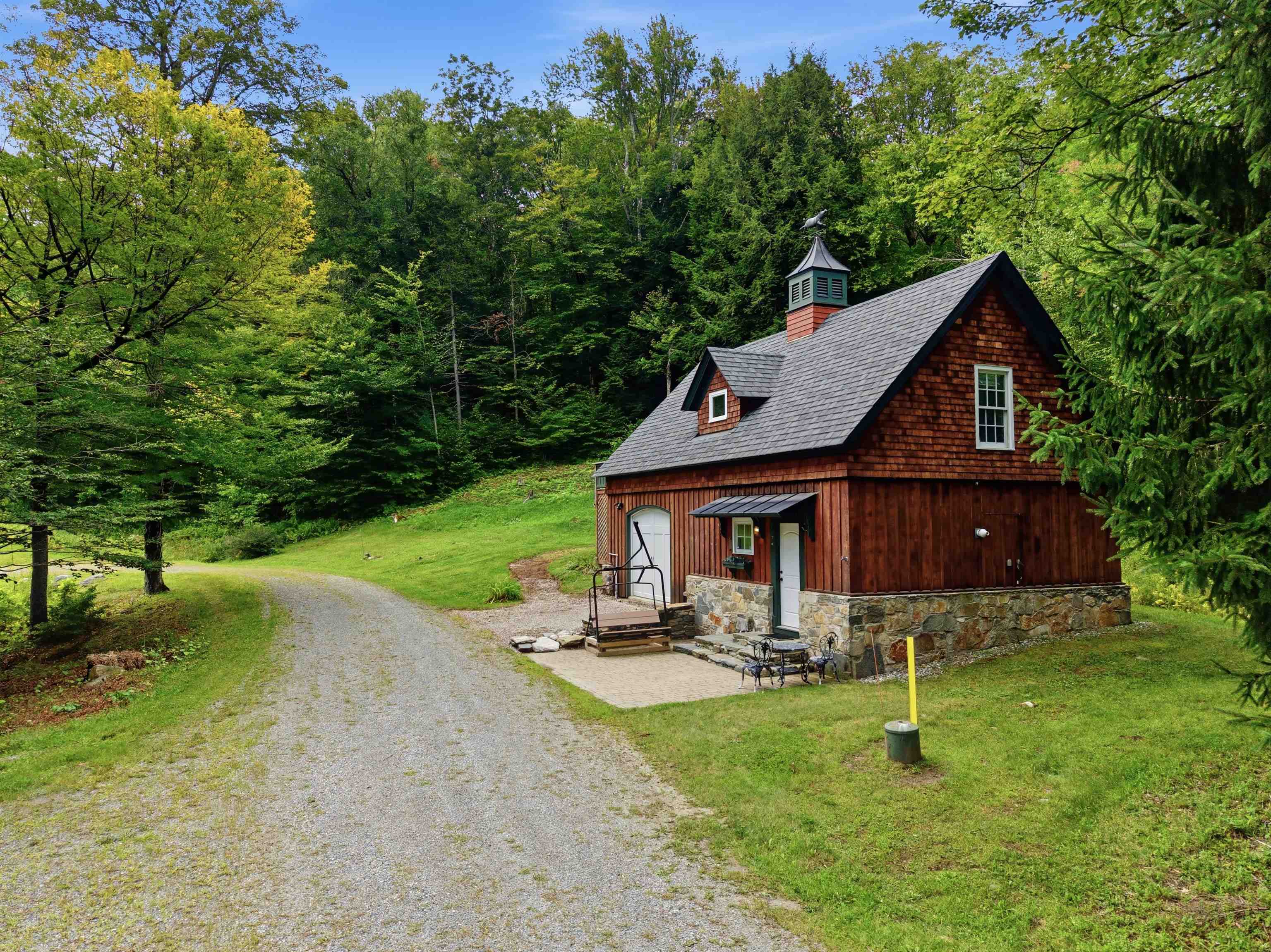 7 Woodrock Road photo 23