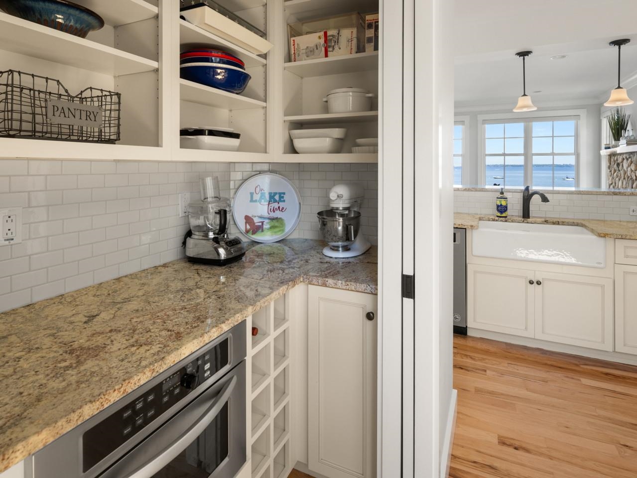 168 Beach Road photo 24