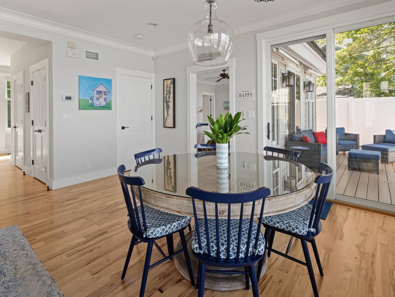 168 Beach Road photo 31