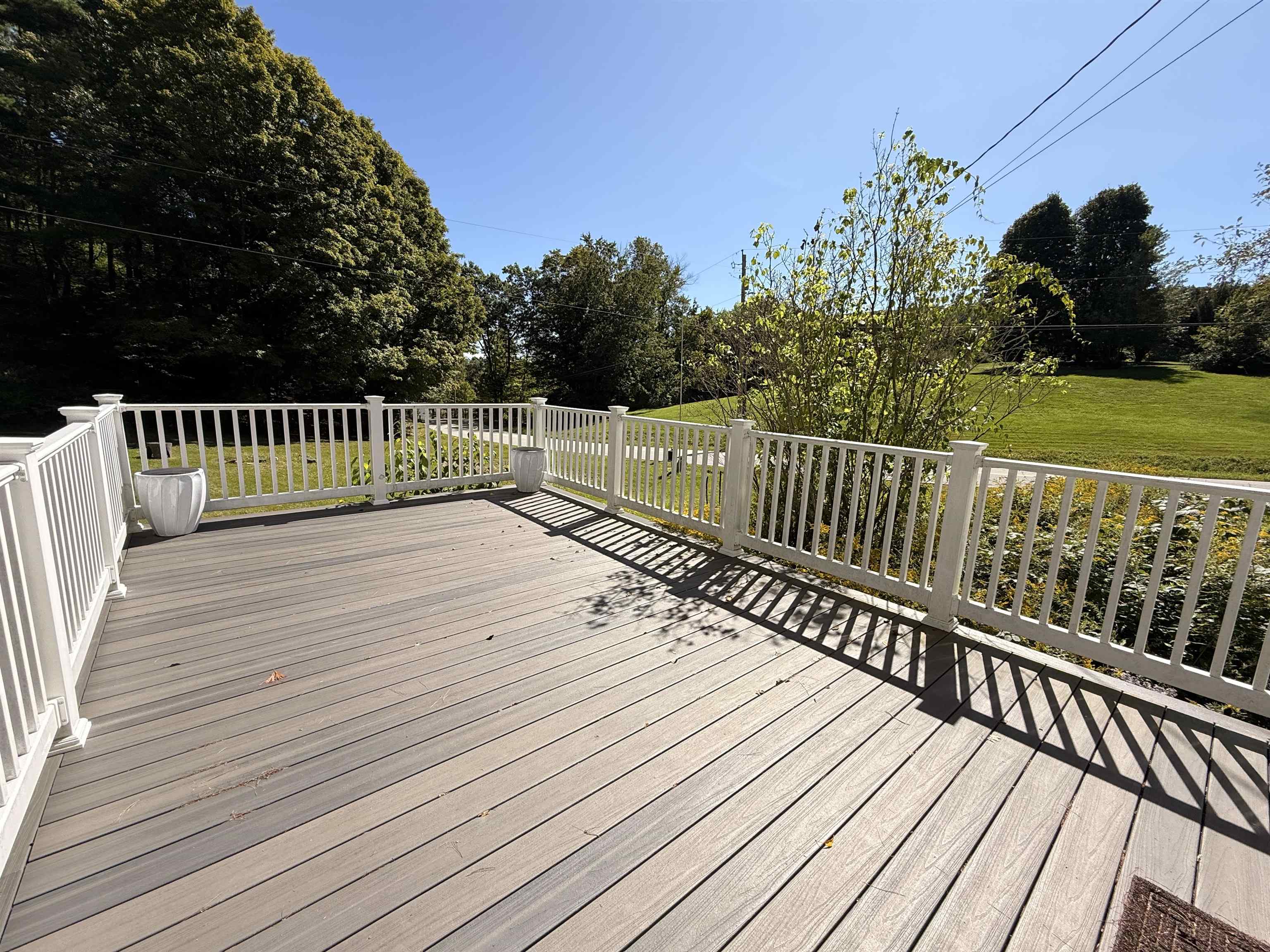 672 Huckle Hill Road photo 39