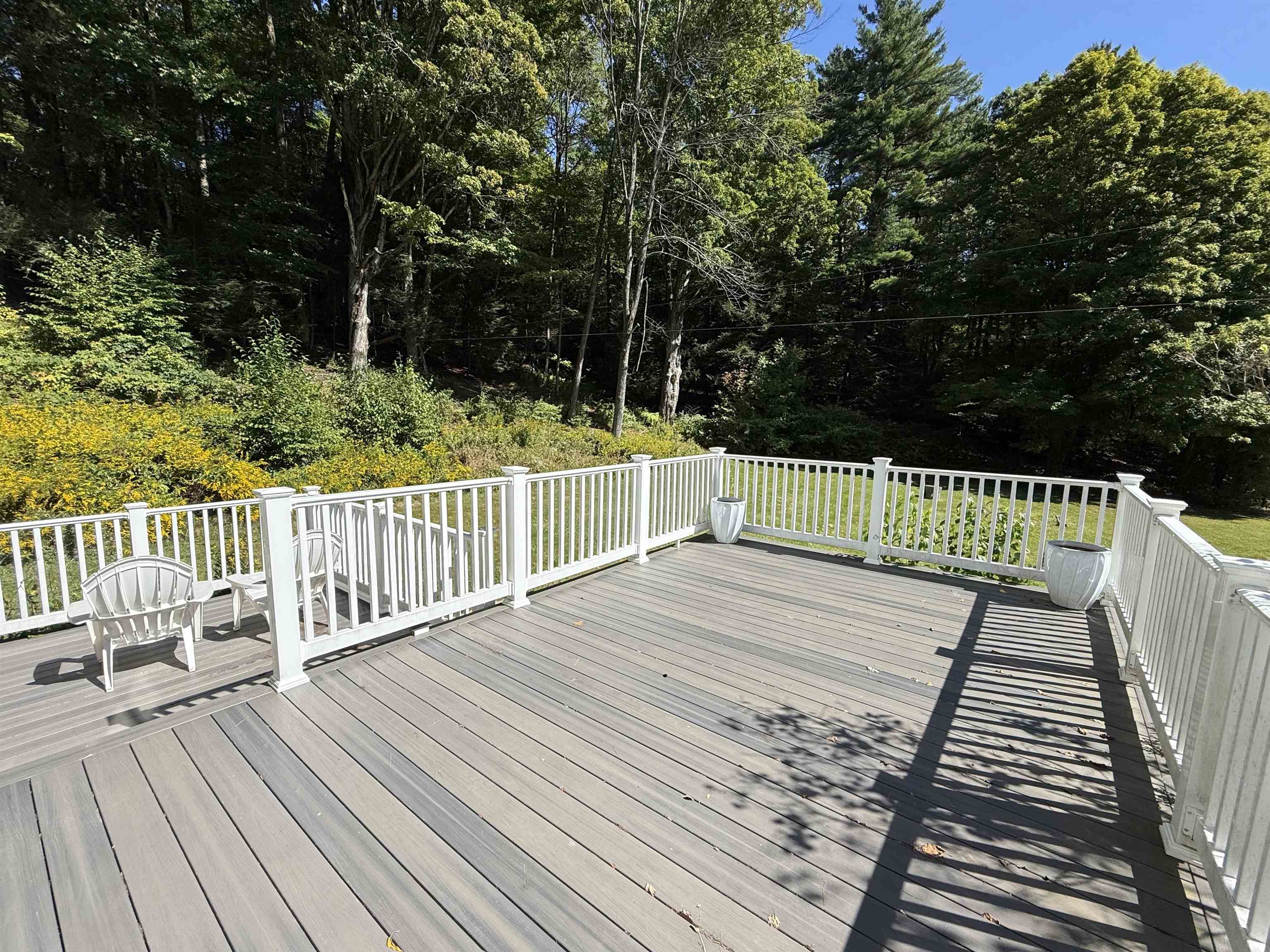 672 Huckle Hill Road photo 40