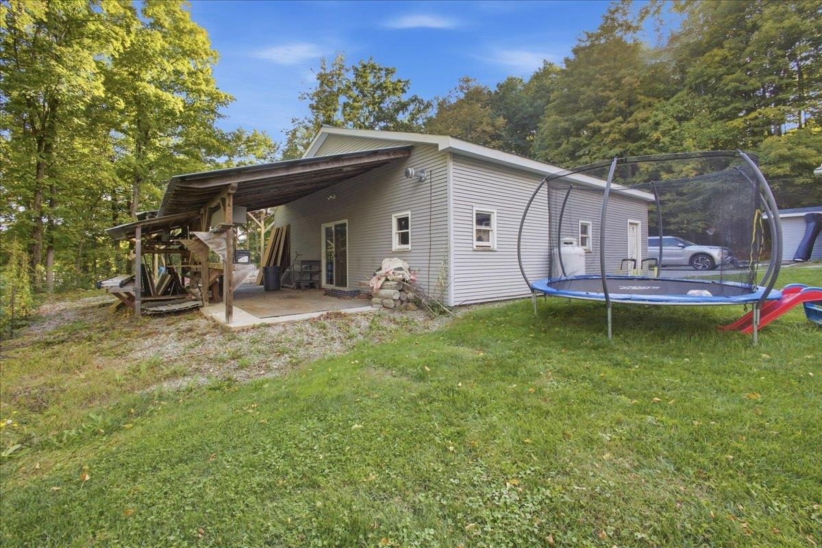 3529 Hinesburg Road photo 45
