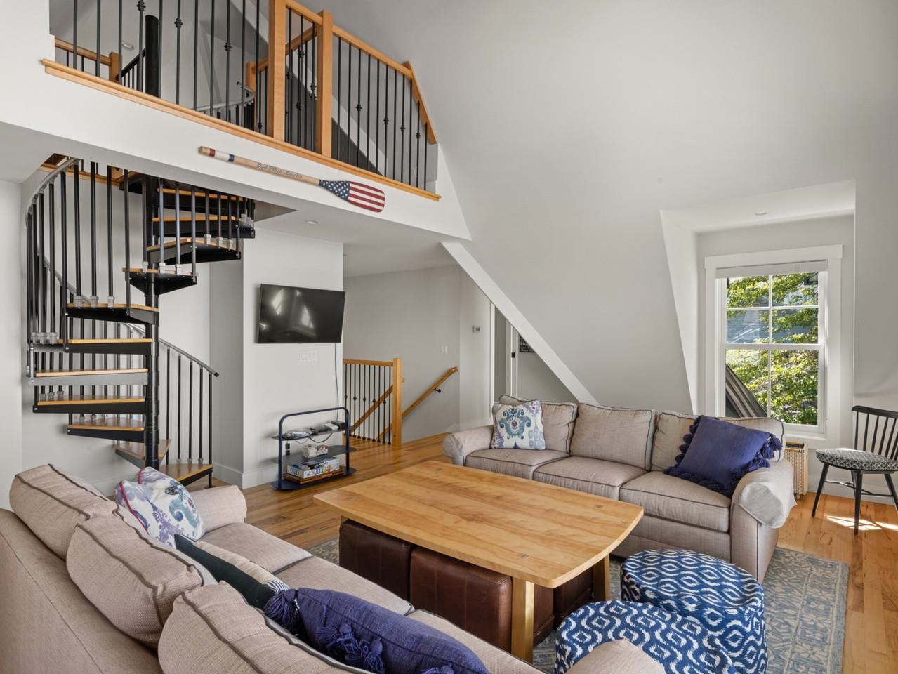 168 Beach Road photo 47