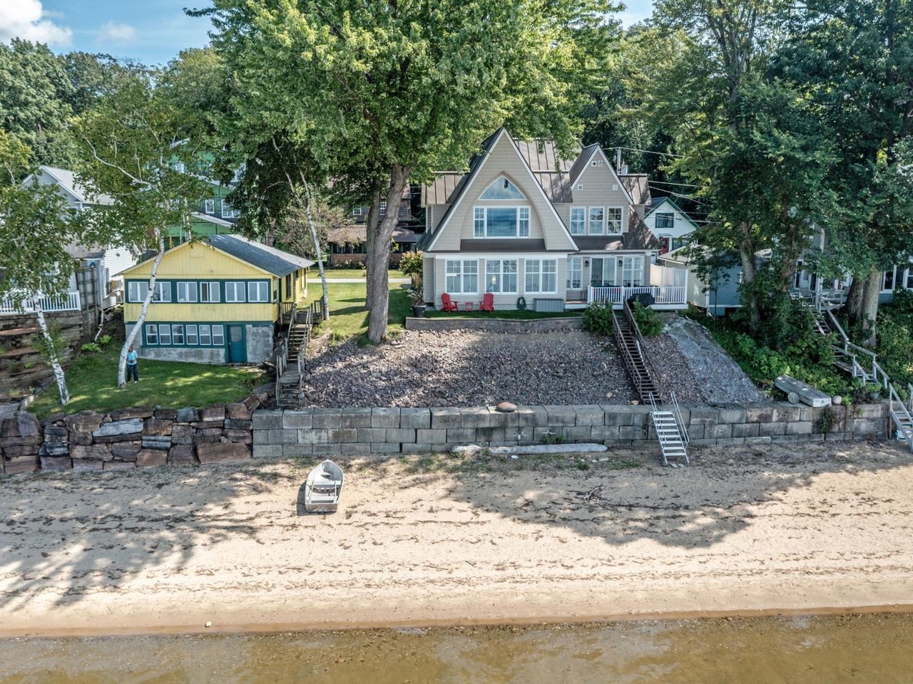 168 Beach Road photo 58