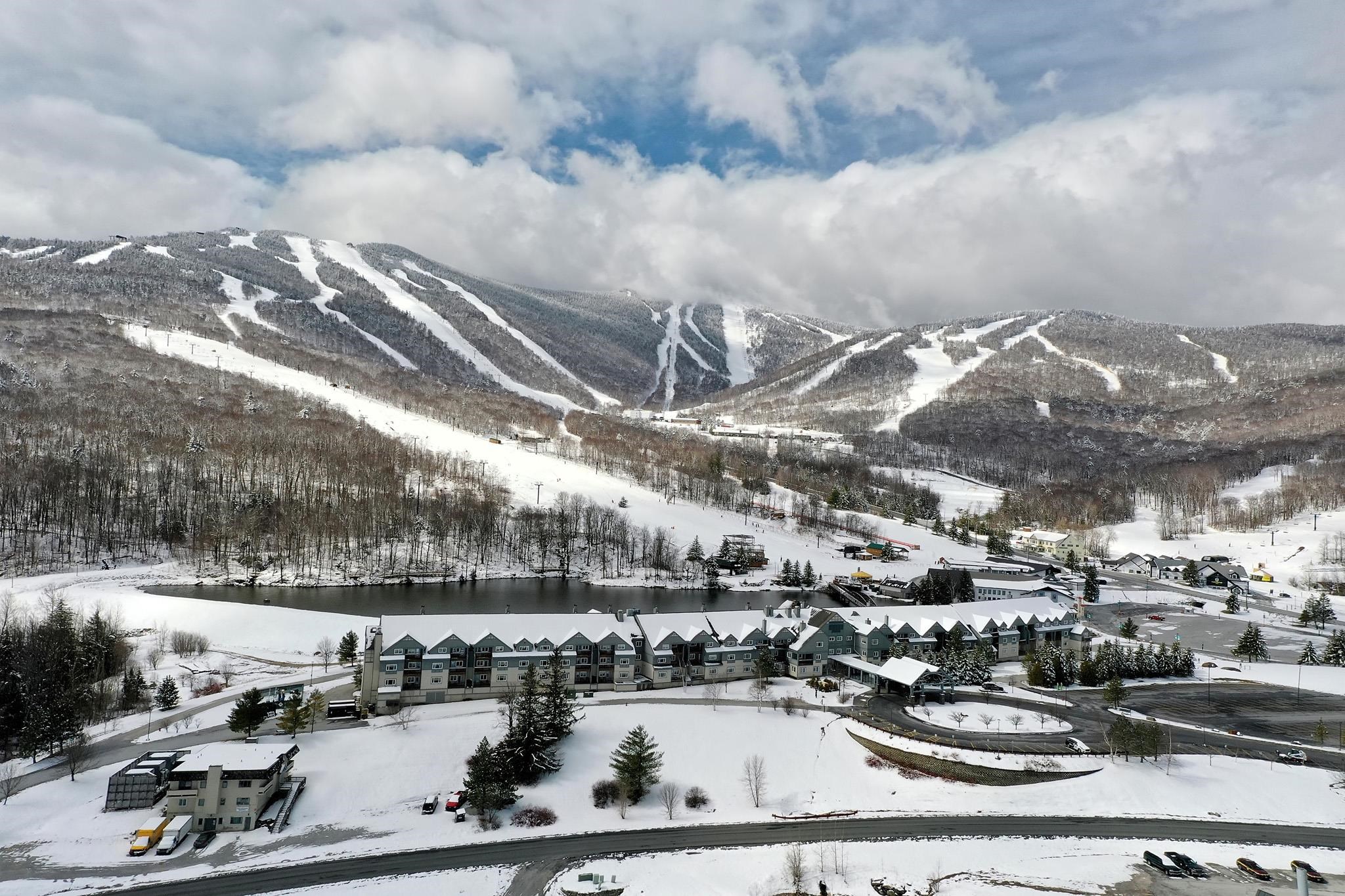 near 135 East Mountain Road Killington, VT 05751 Property 1