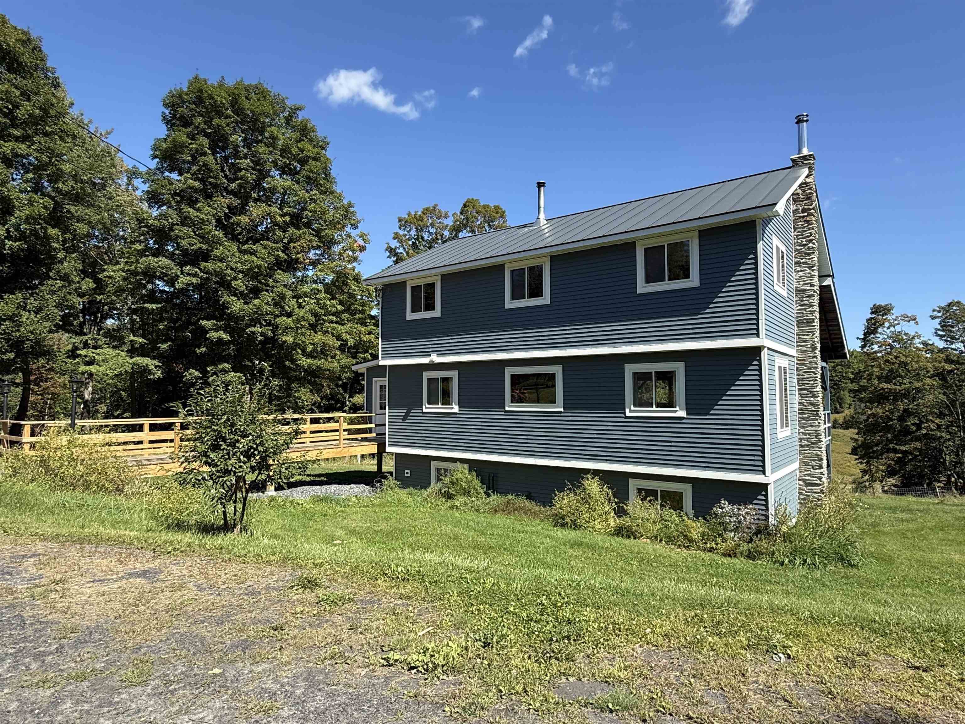 1720 Macintosh Hill Road photo 1