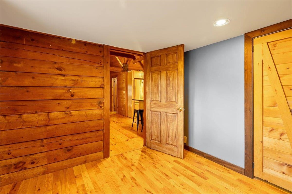 451 Dunton Road photo 21