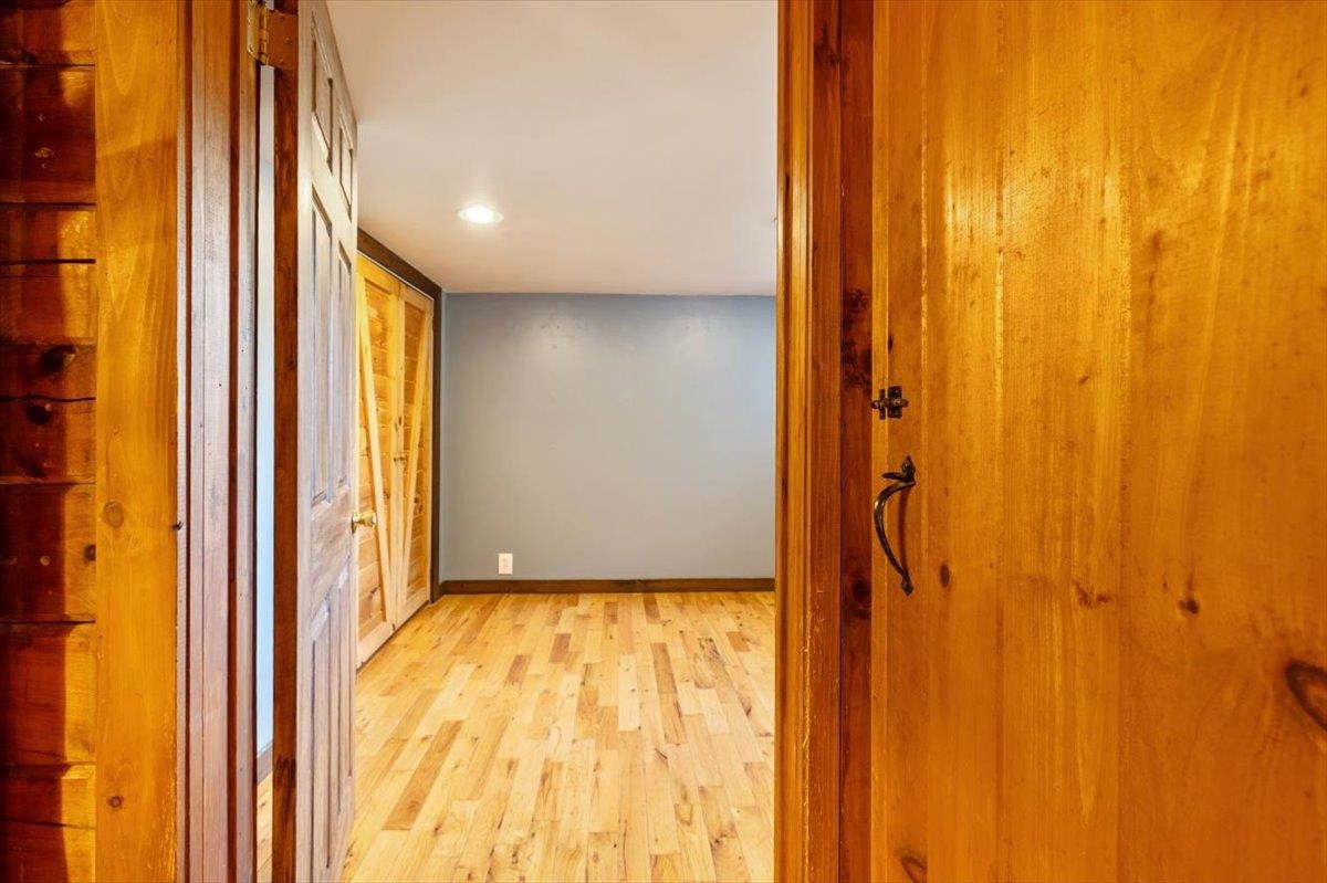 451 Dunton Road photo 22