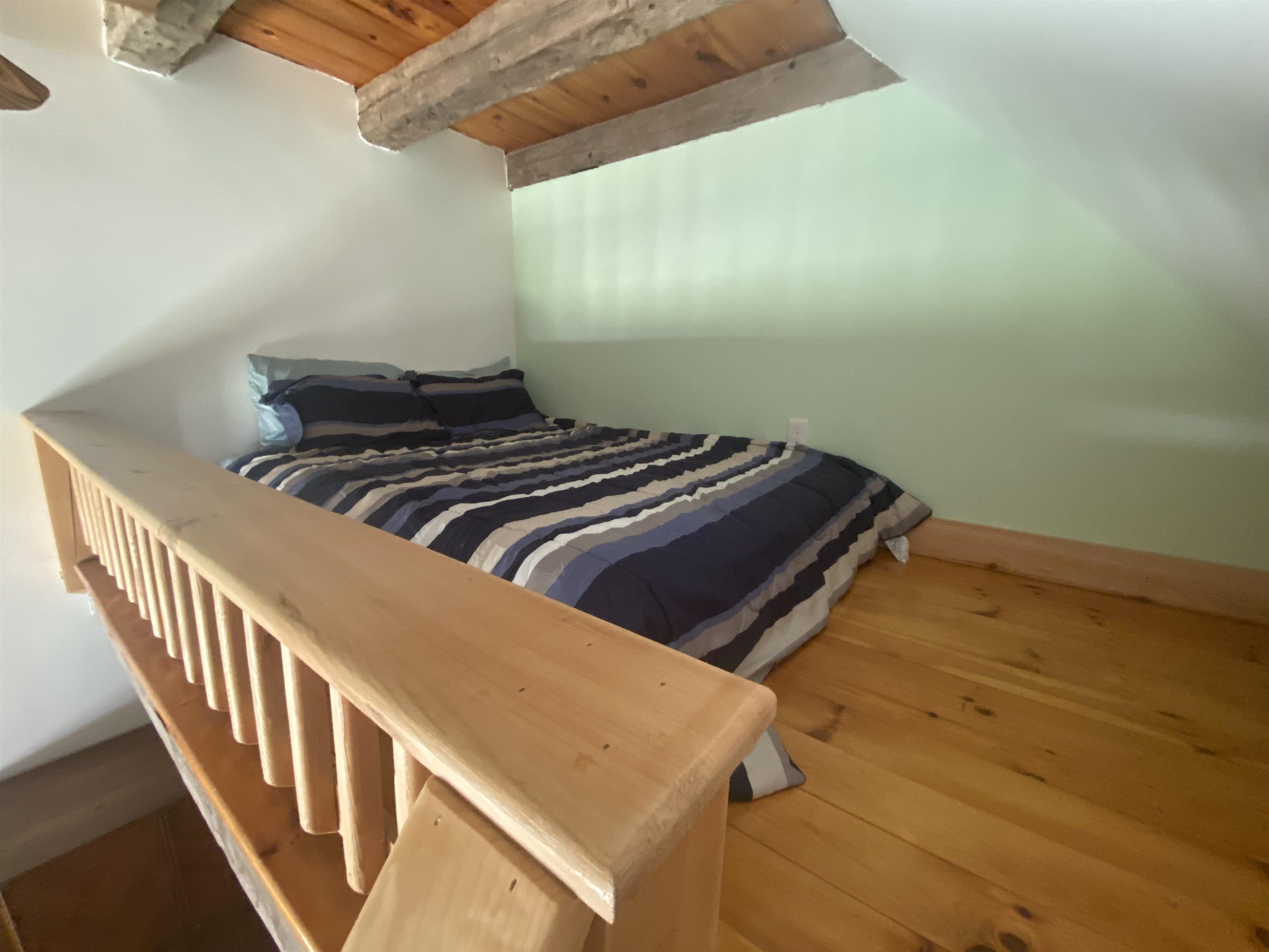 256 Potter Road photo 25