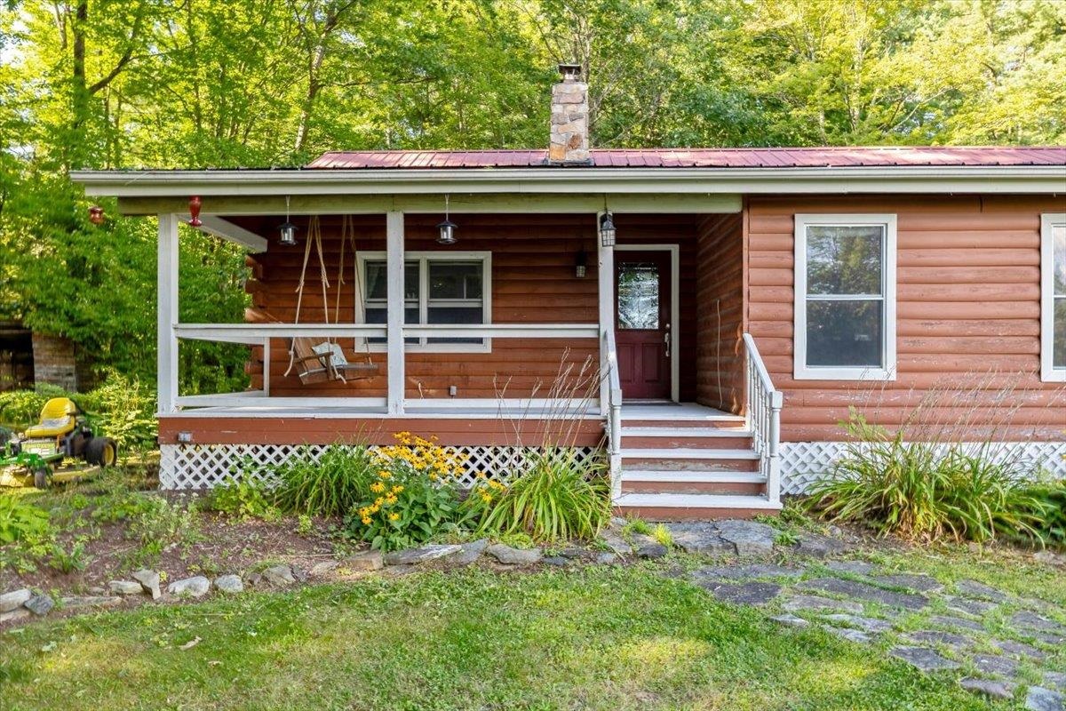 451 Dunton Road photo 3