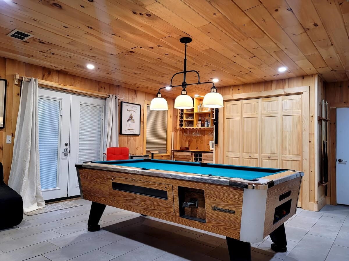 256 Potter Road photo 31