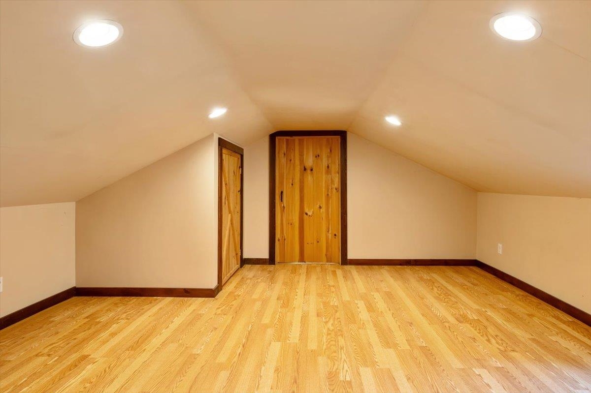 451 Dunton Road photo 36