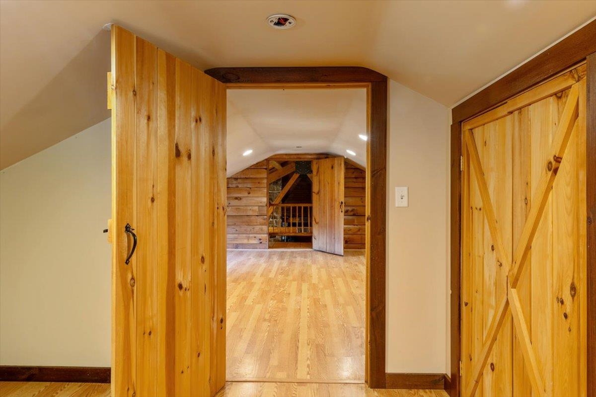 451 Dunton Road photo 37
