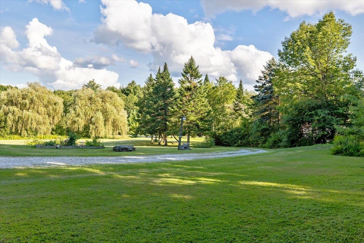 451 Dunton Road photo 55