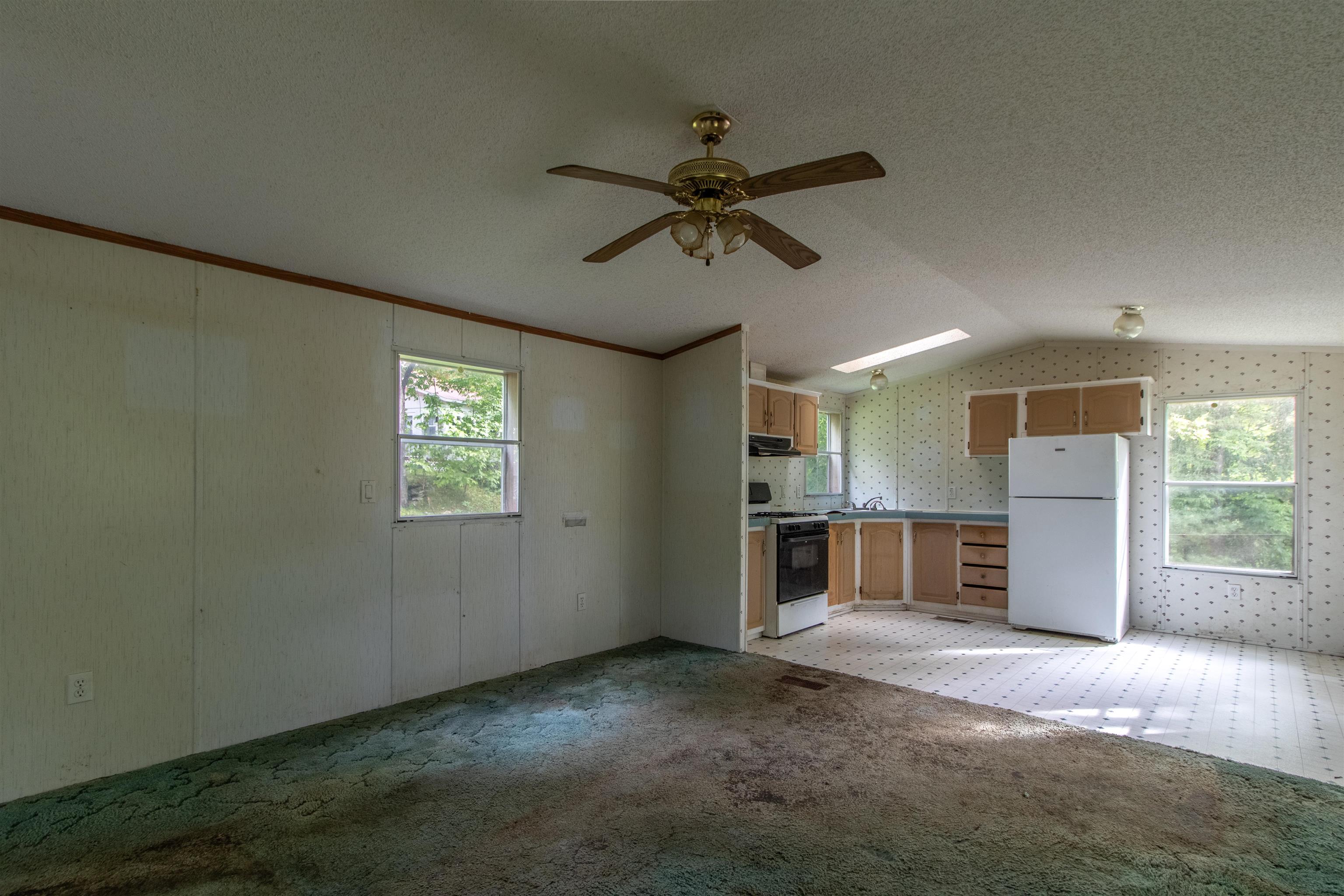 62 Maple Tree Lane photo 6