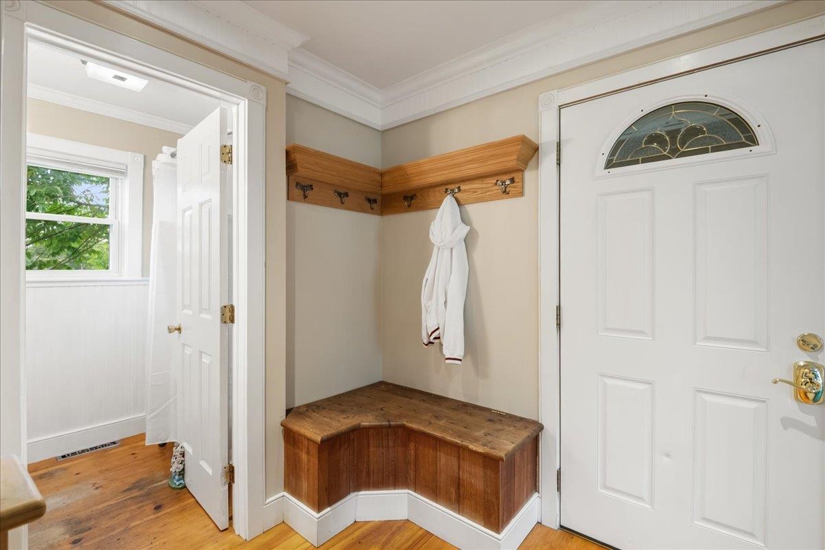 381 Bennett Road photo 7