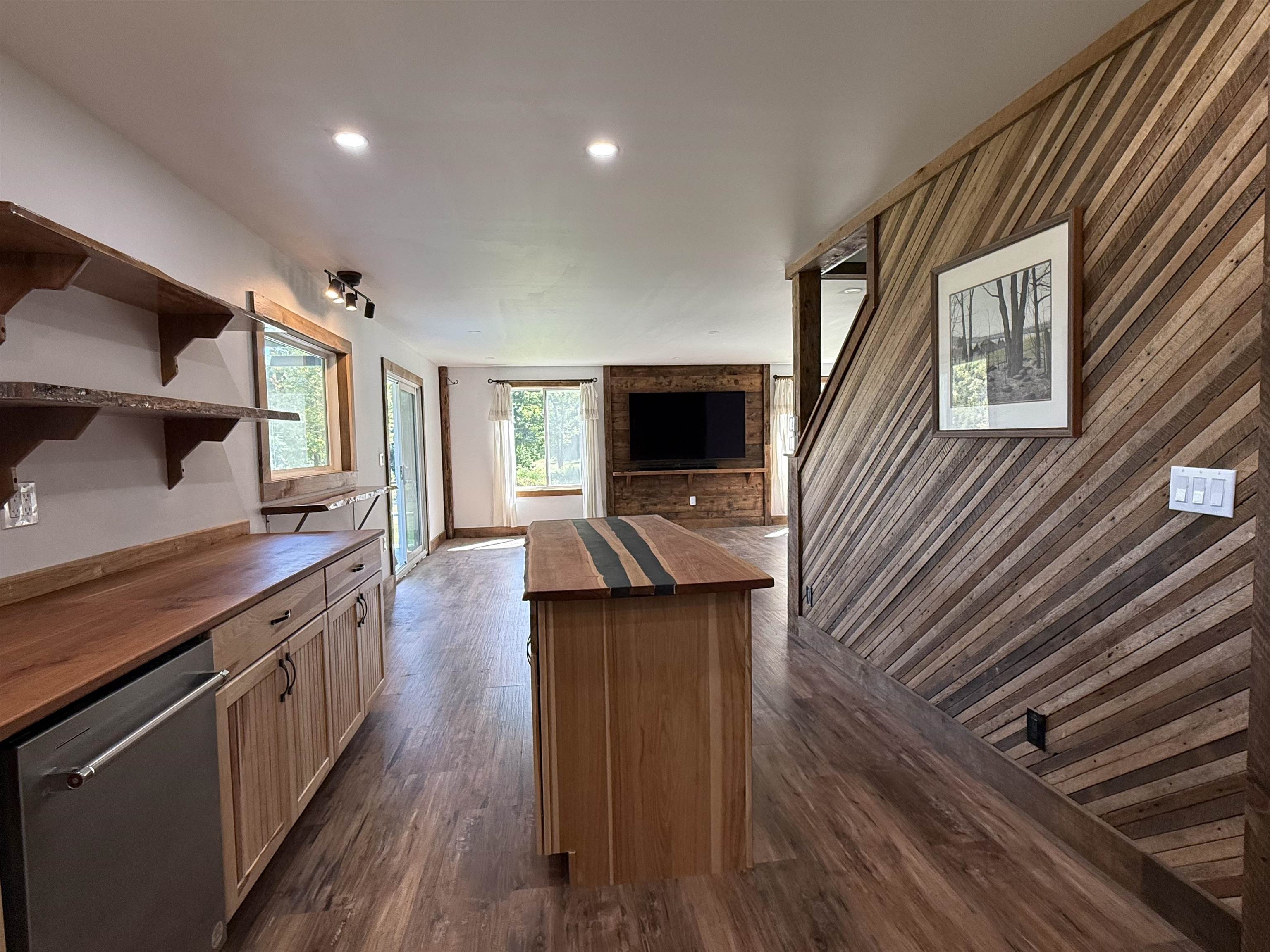 1720 Macintosh Hill Road photo 9