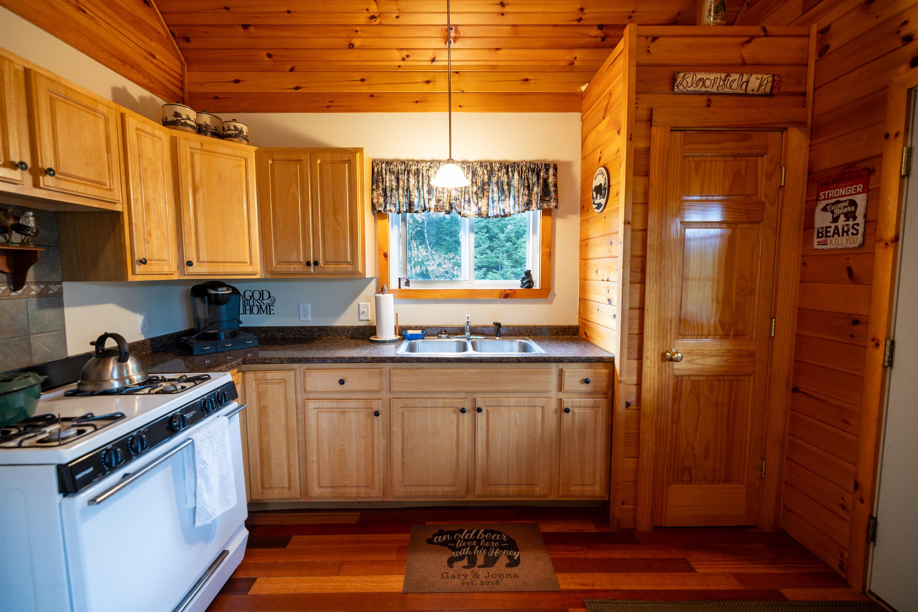 140 Norcott Lane photo 4